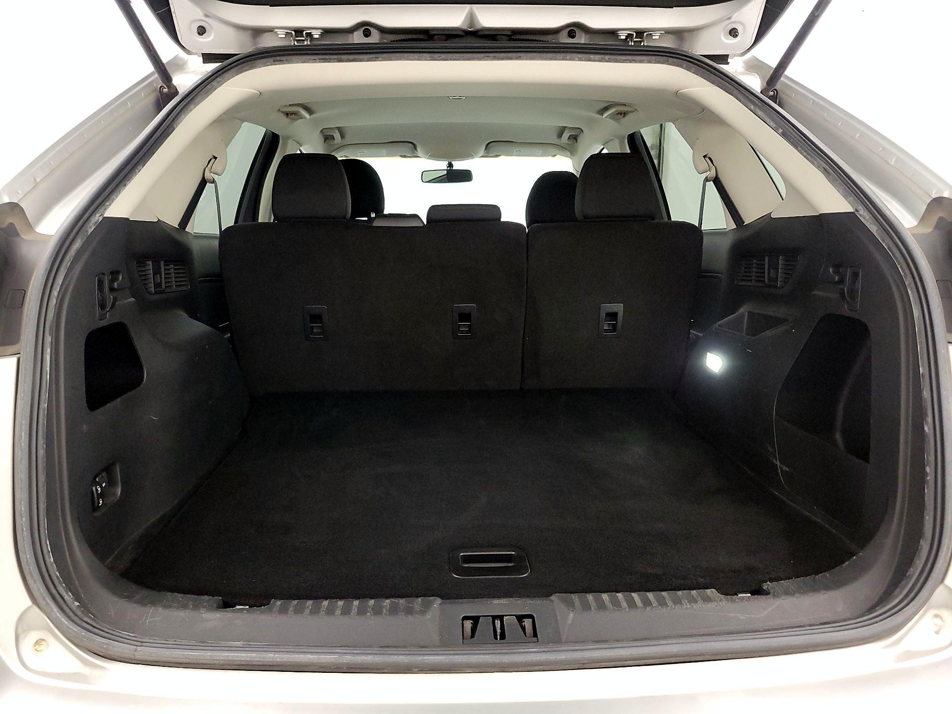 Thumbnail: 2016 Ford Edge - 20