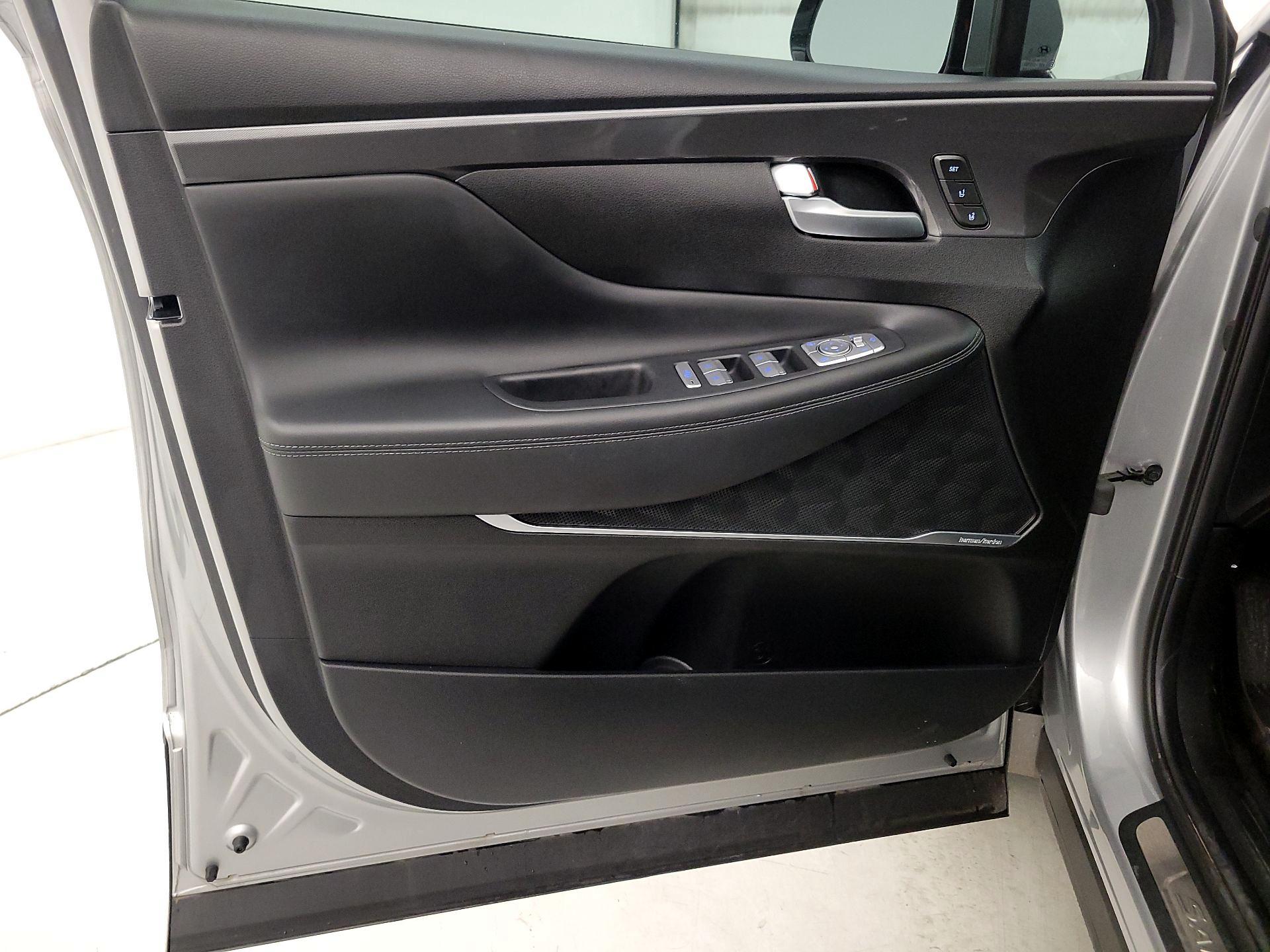 Thumbnail: 2022 Hyundai Santa Fe - 12