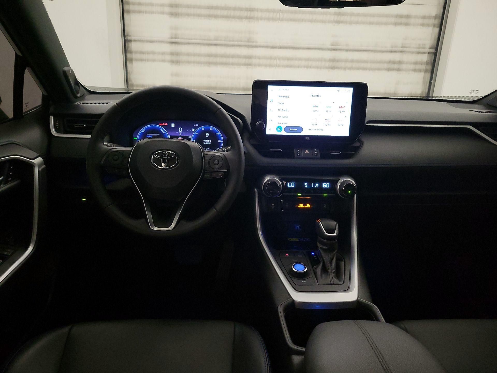 Thumbnail: 2024 Toyota RAV4 - 9