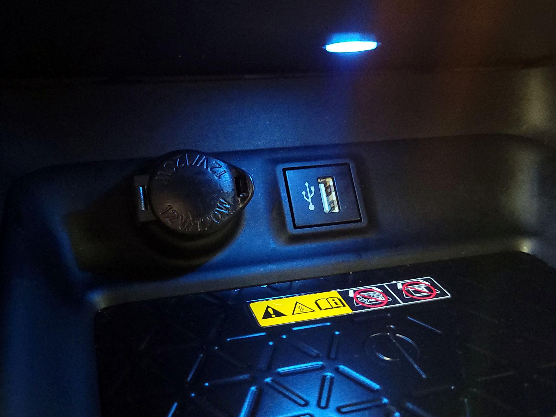 Thumbnail: 2024 Toyota RAV4 - 18