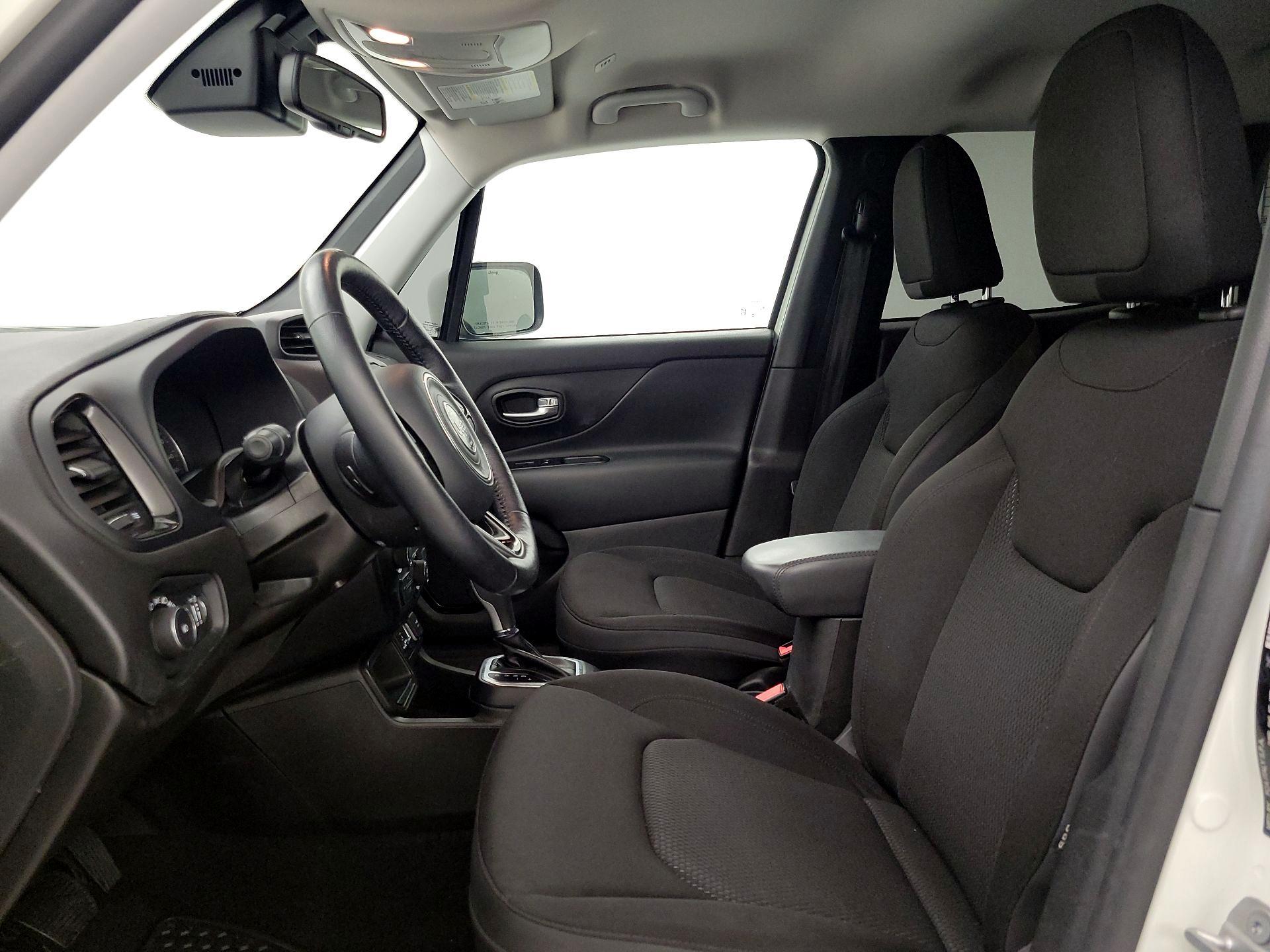 Thumbnail: 2020 Jeep Renegade - 11