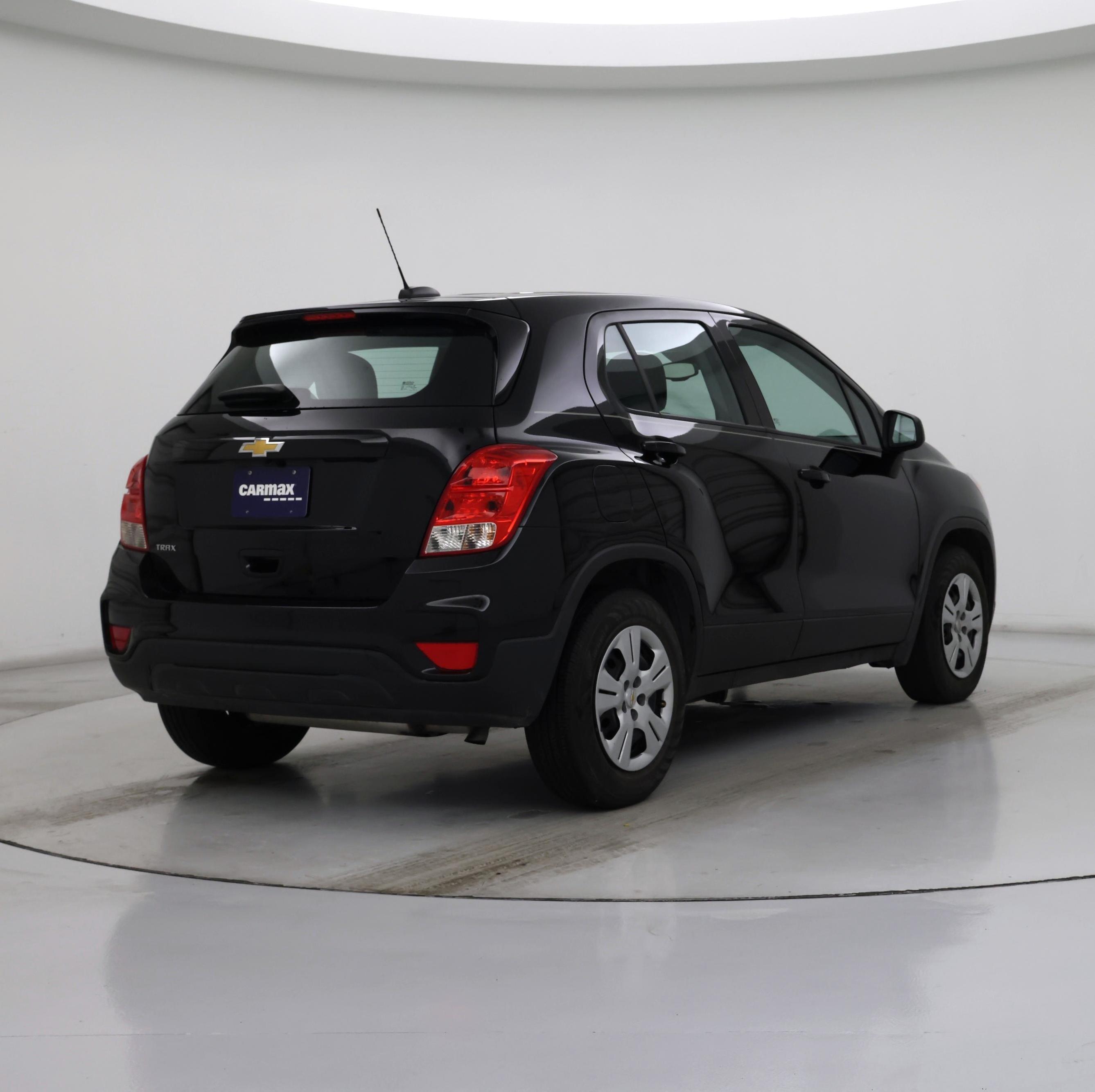 Thumbnail: 2018 Chevrolet Trax - 8