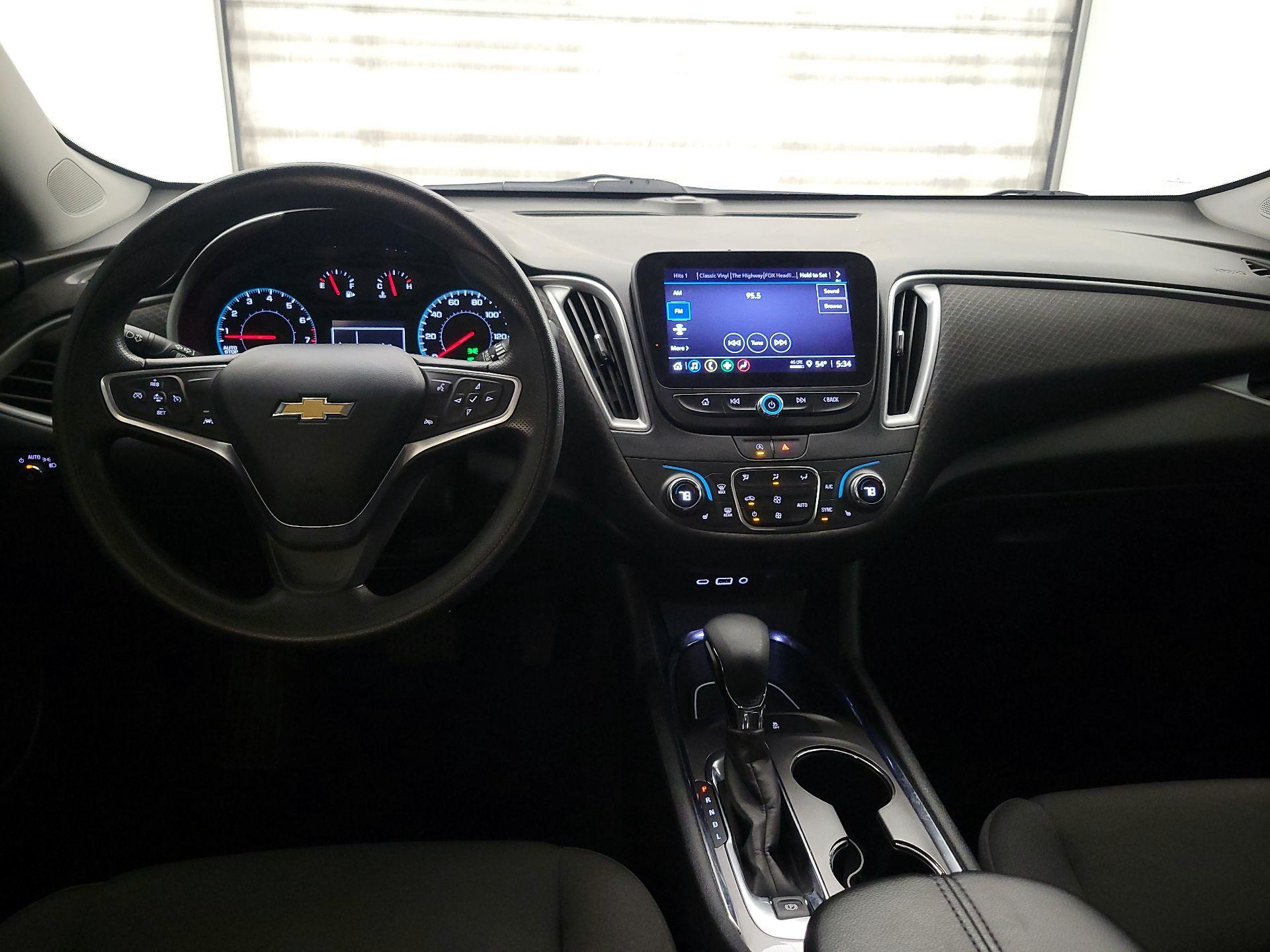 Thumbnail: 2023 Chevrolet Malibu - 9