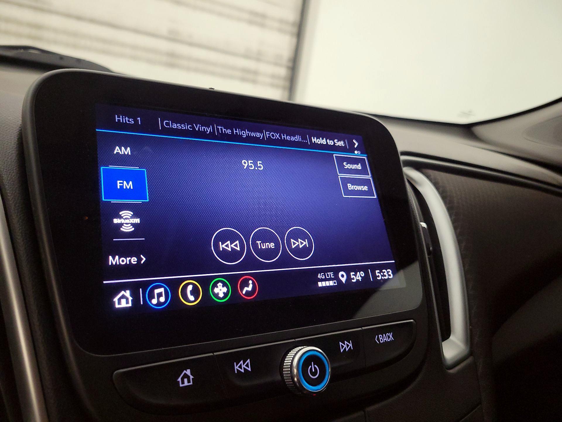 Thumbnail: 2023 Chevrolet Malibu - 15