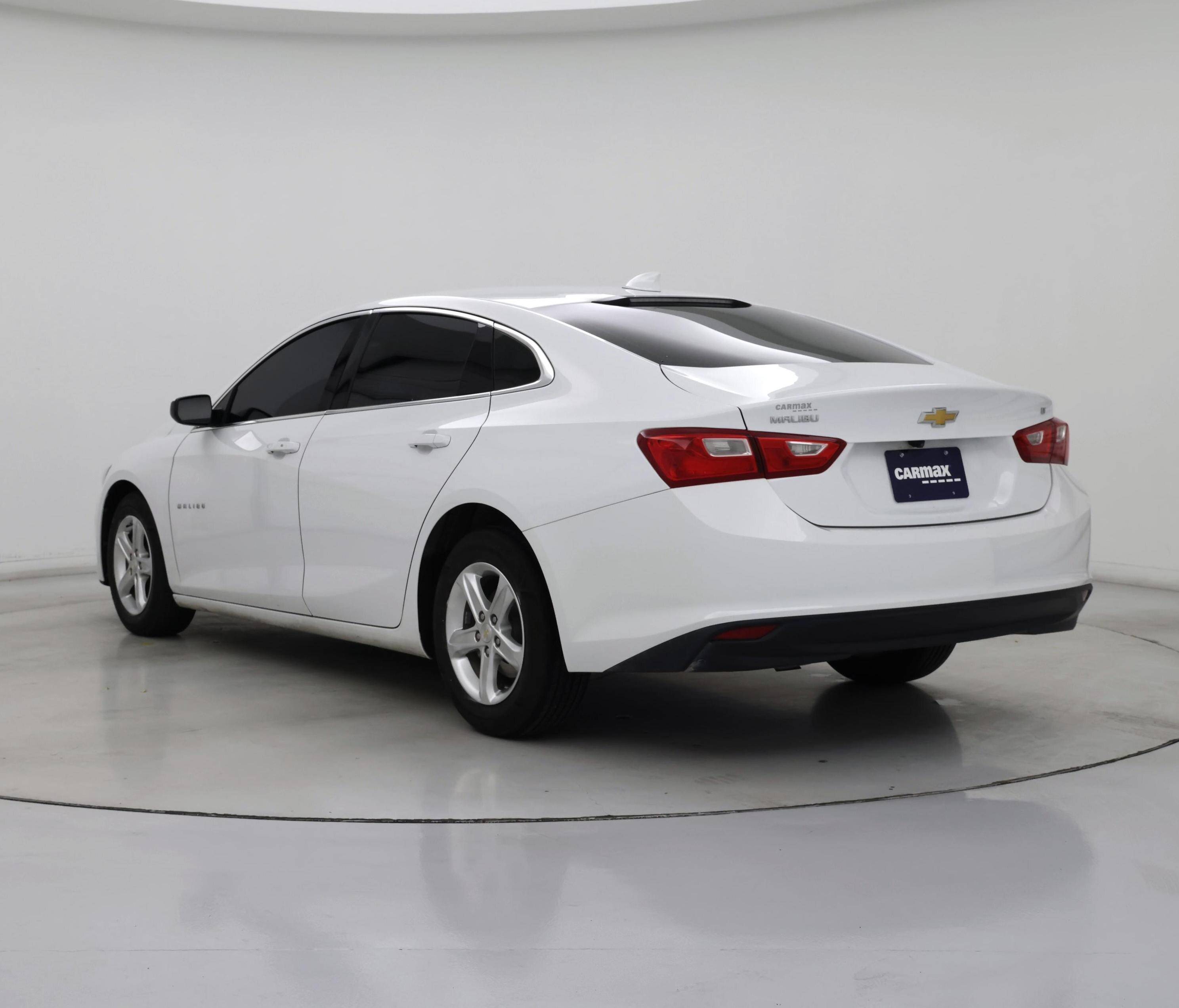 Thumbnail: 2023 Chevrolet Malibu - 2