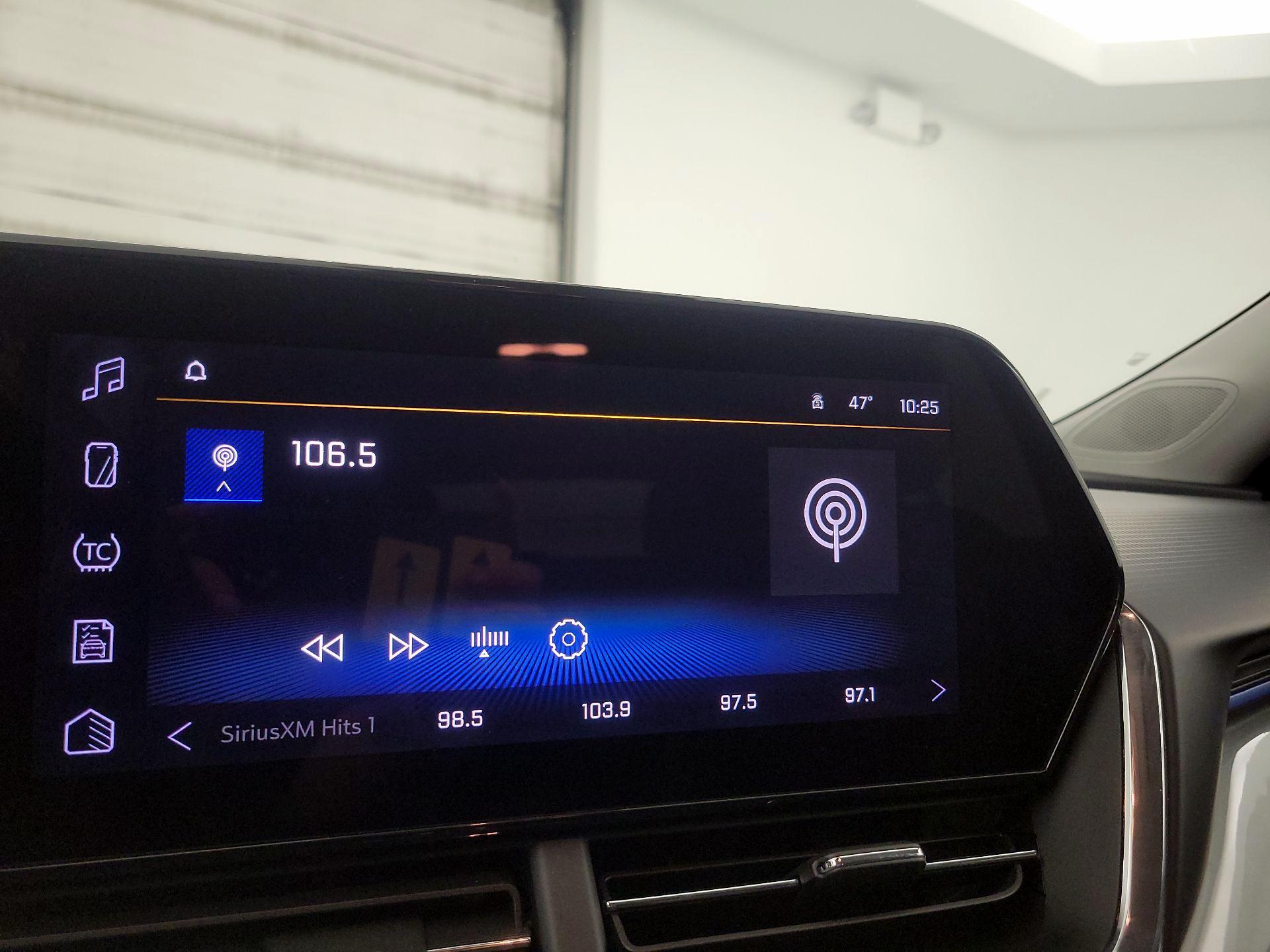 Thumbnail: 2025 Chevrolet Trax - 15