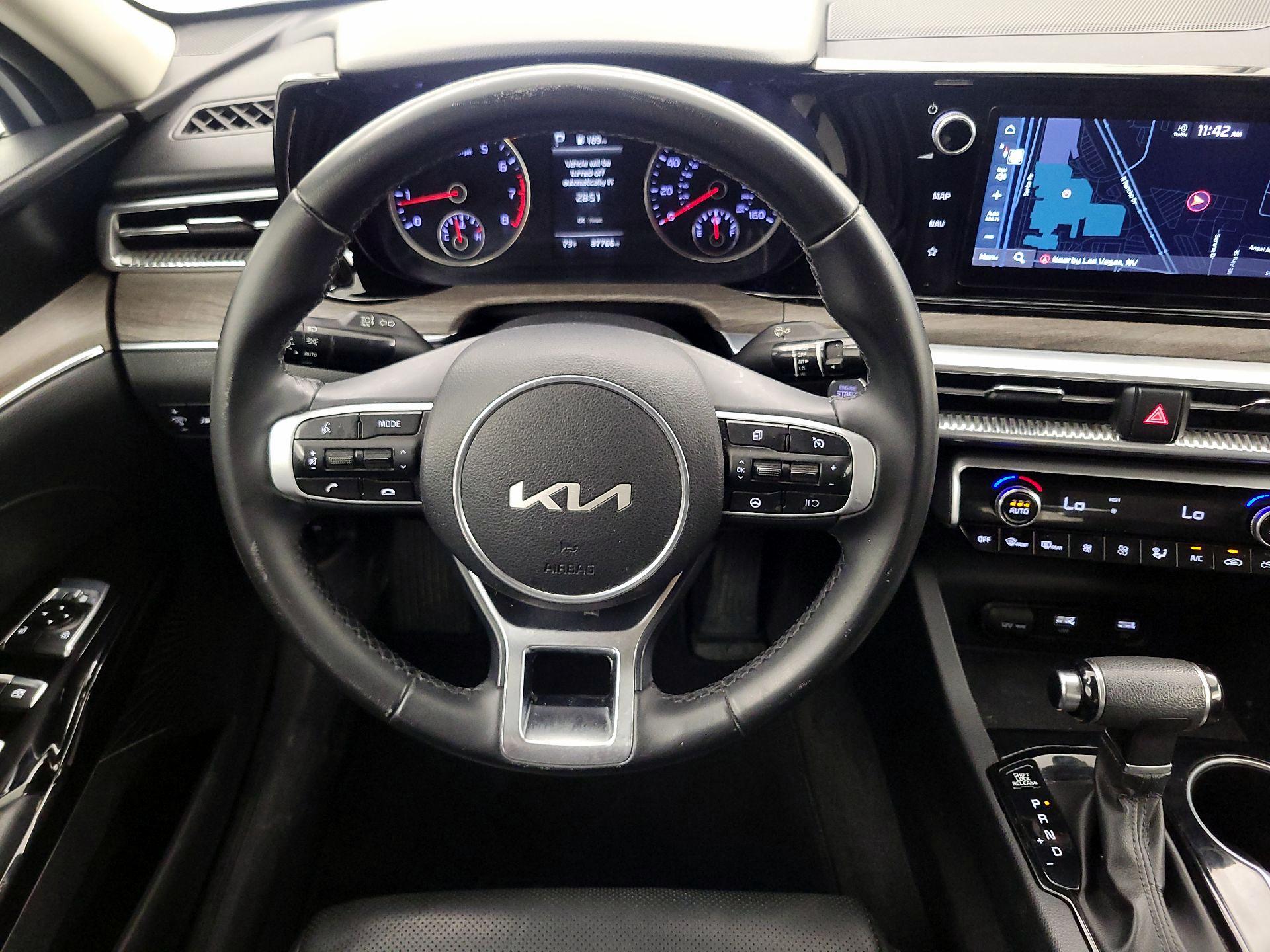 Thumbnail: 2023 Kia K5 - 10