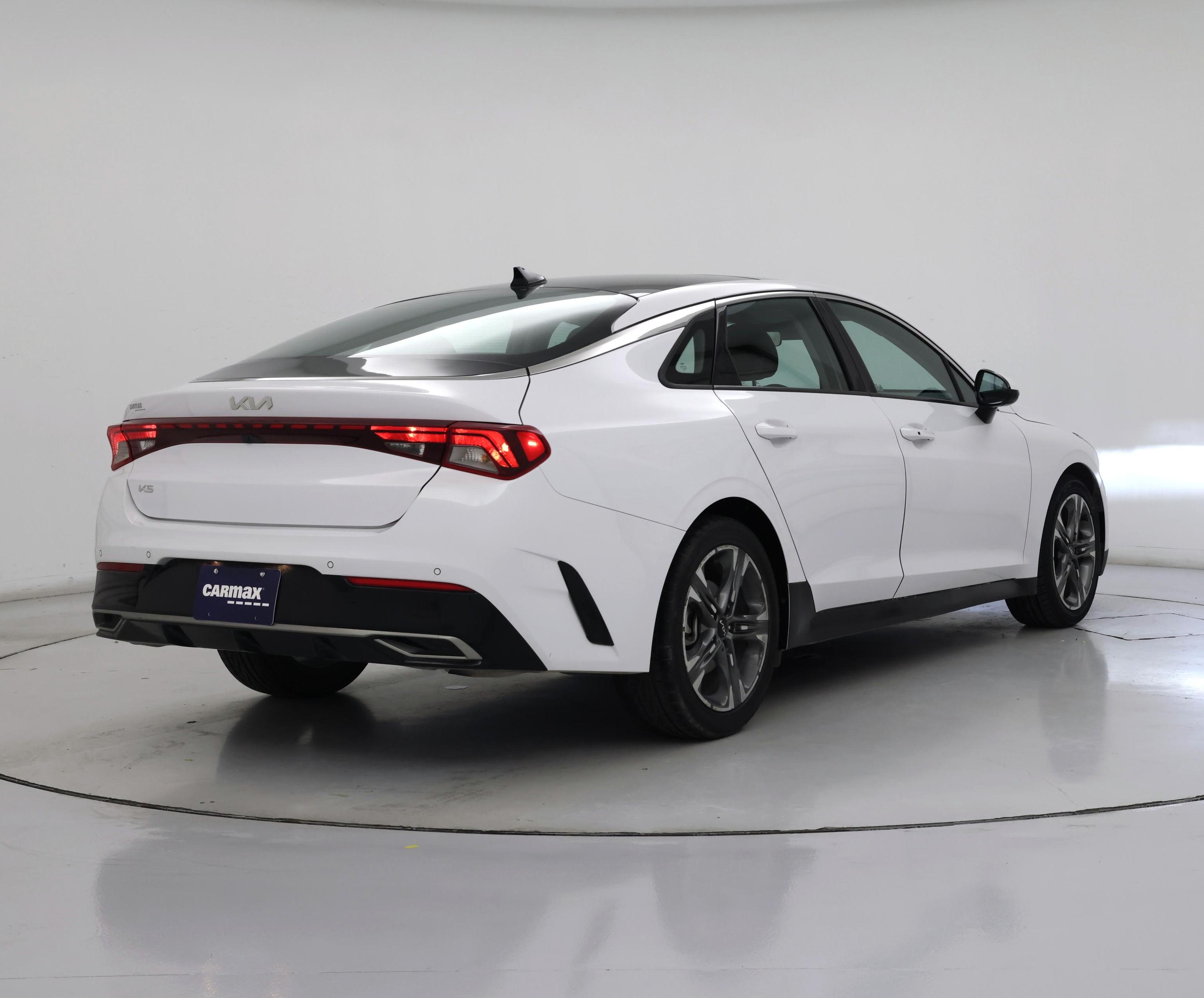 Thumbnail: 2023 Kia K5 - 8