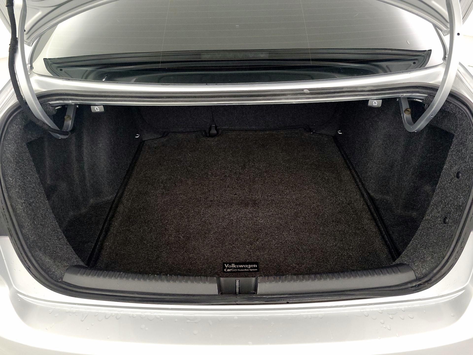 Thumbnail: 2016 Volkswagen Jetta - 19