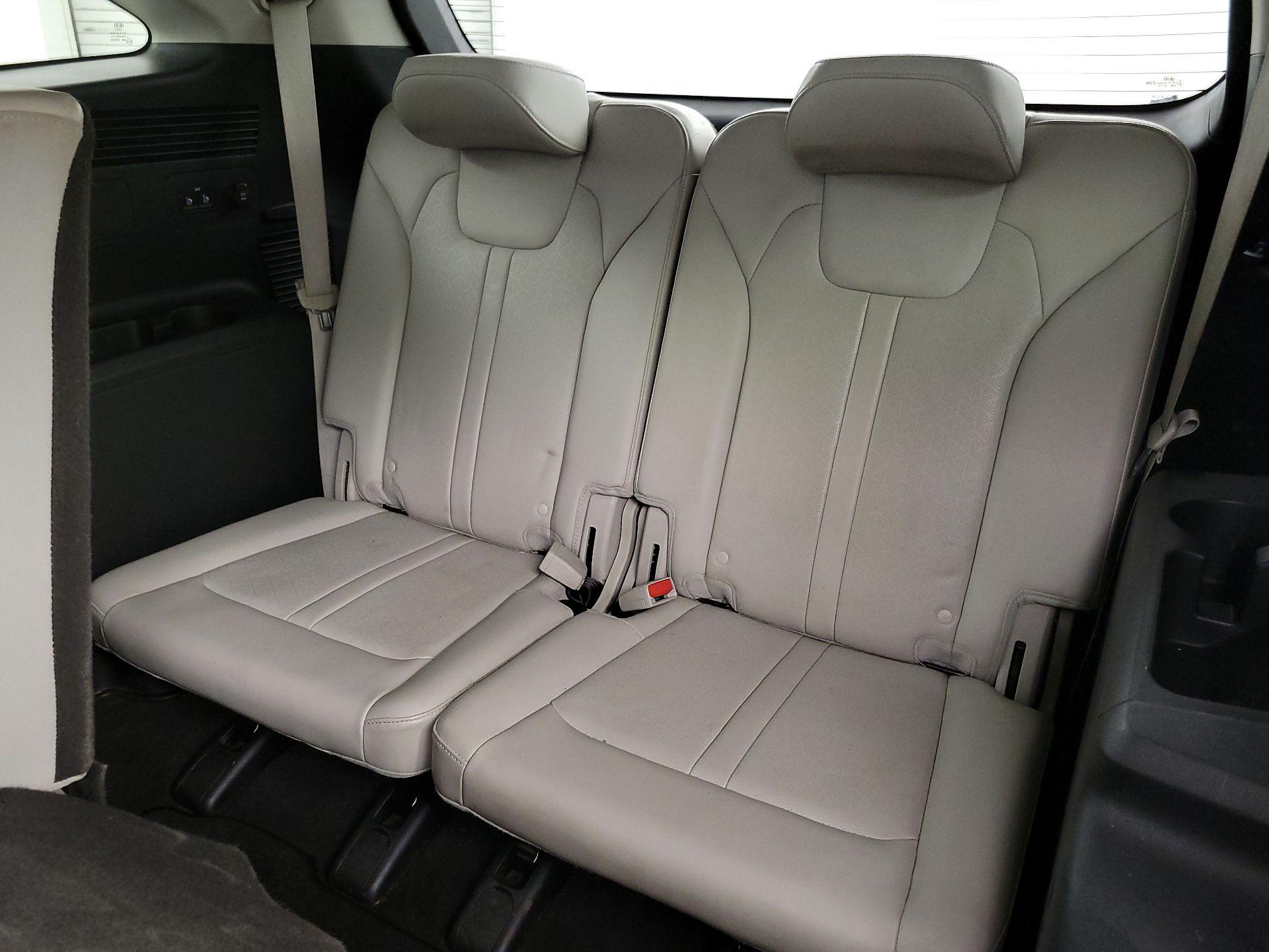 Thumbnail: 2021 Kia Sorento - 20