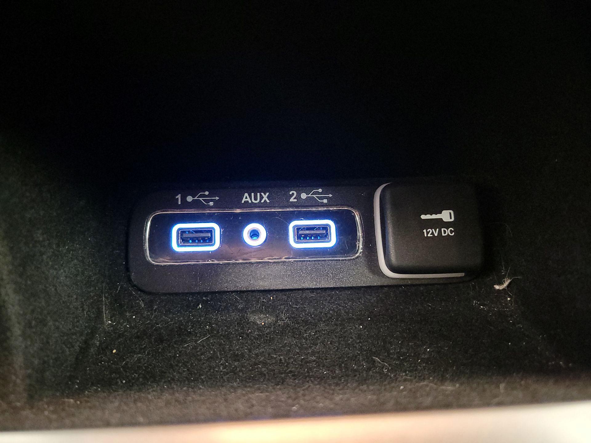 Thumbnail: 2020 Jeep Grand Cherokee - 19