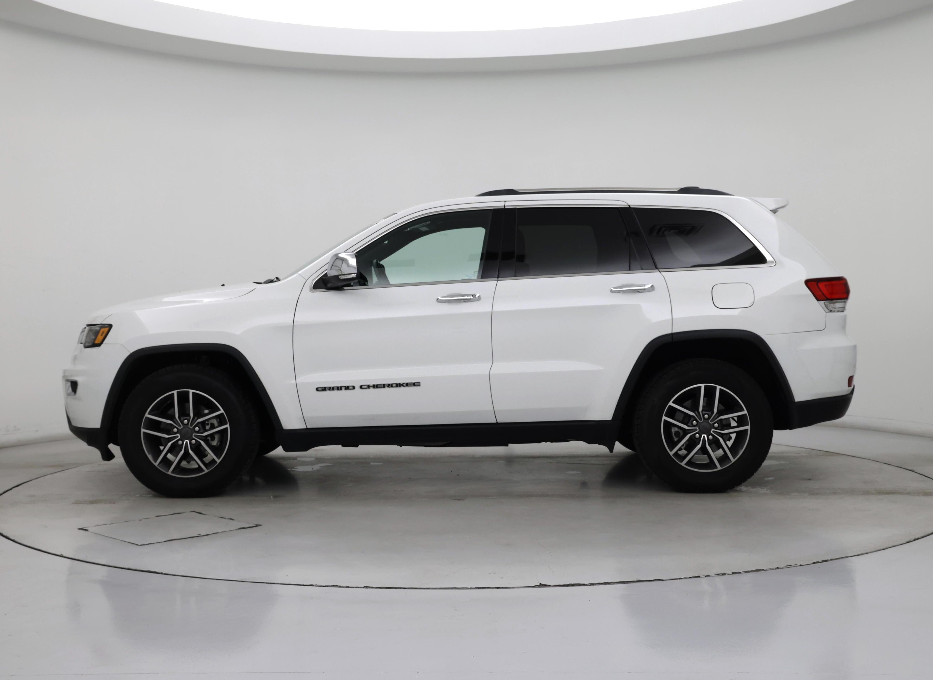 Thumbnail: 2020 Jeep Grand Cherokee - 3