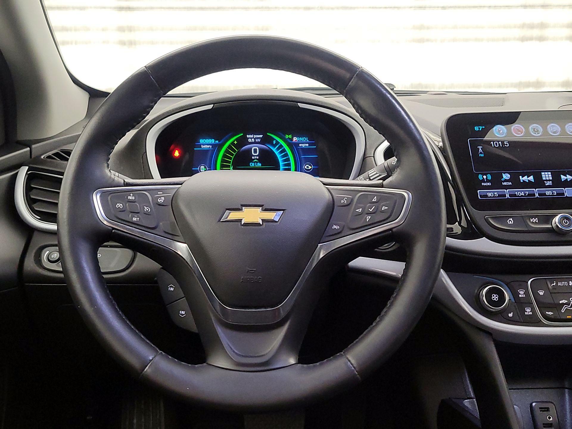 Thumbnail: 2017 Chevrolet Volt - 10