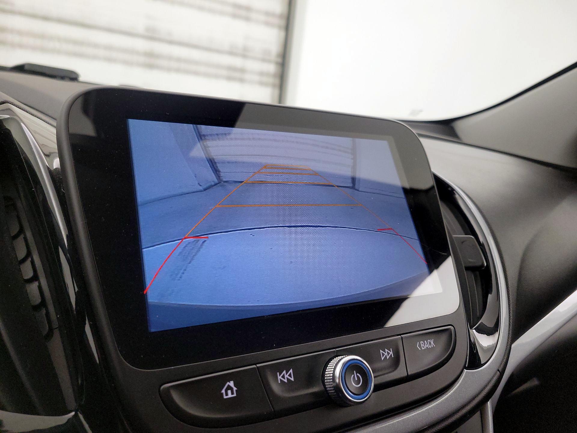 Thumbnail: 2017 Chevrolet Volt - 14