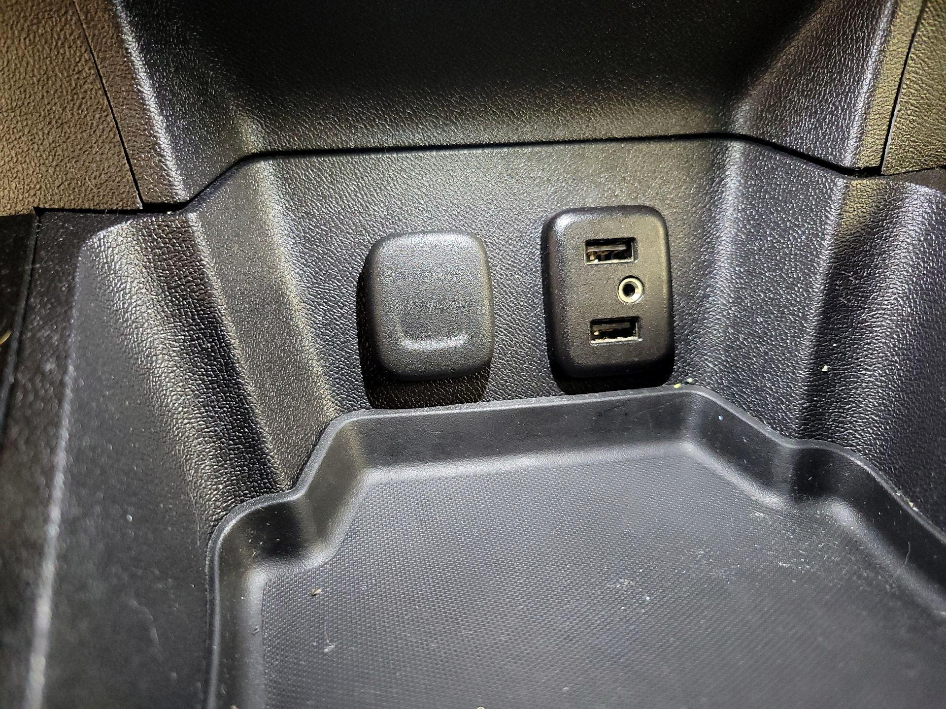 Thumbnail: 2017 Chevrolet Volt - 18