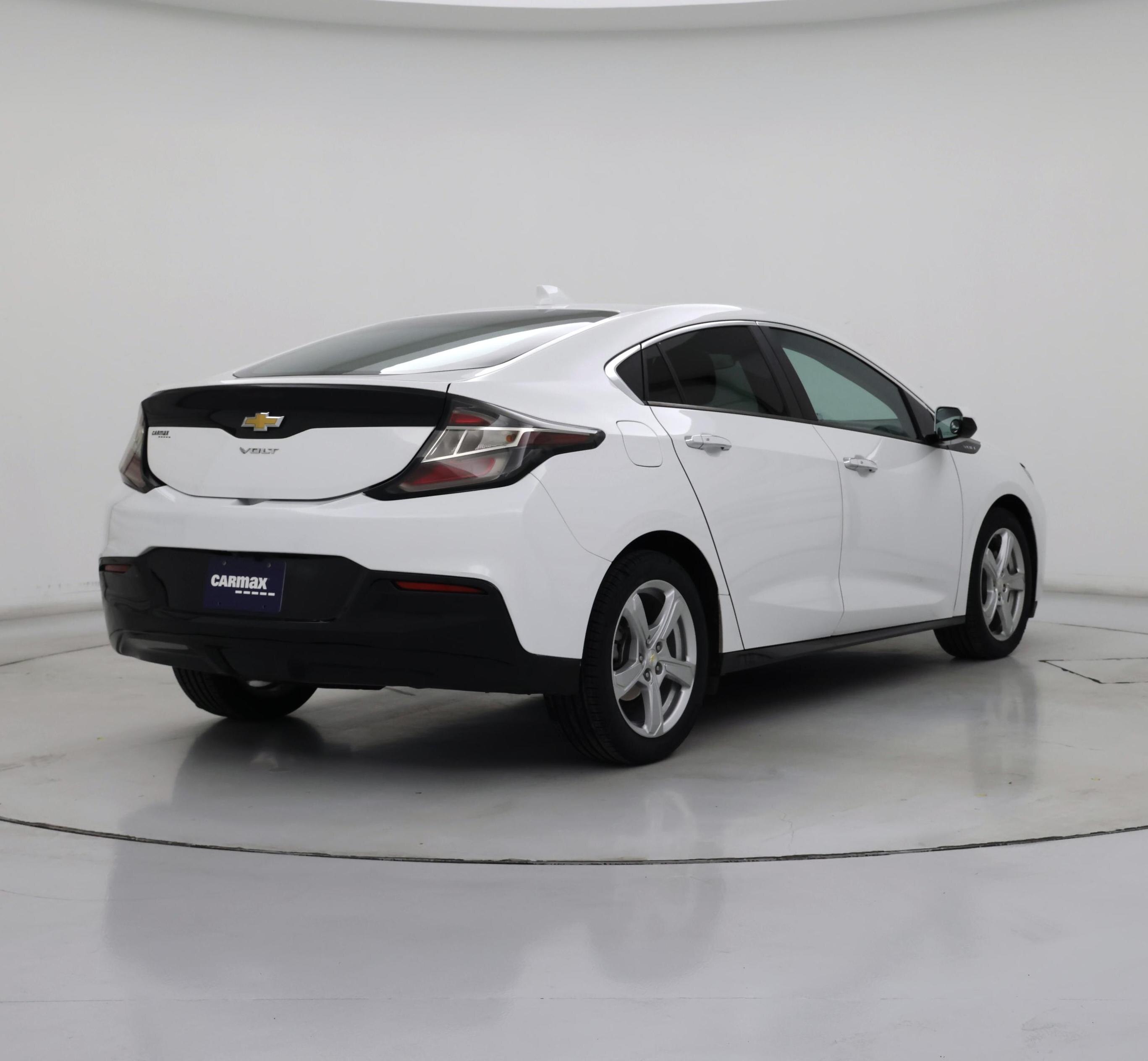 Thumbnail: 2017 Chevrolet Volt - 8