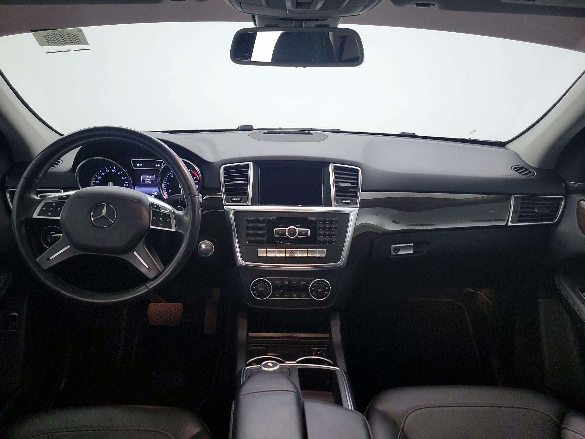 Thumbnail: 2015 Mercedes-Benz M-Class - 9