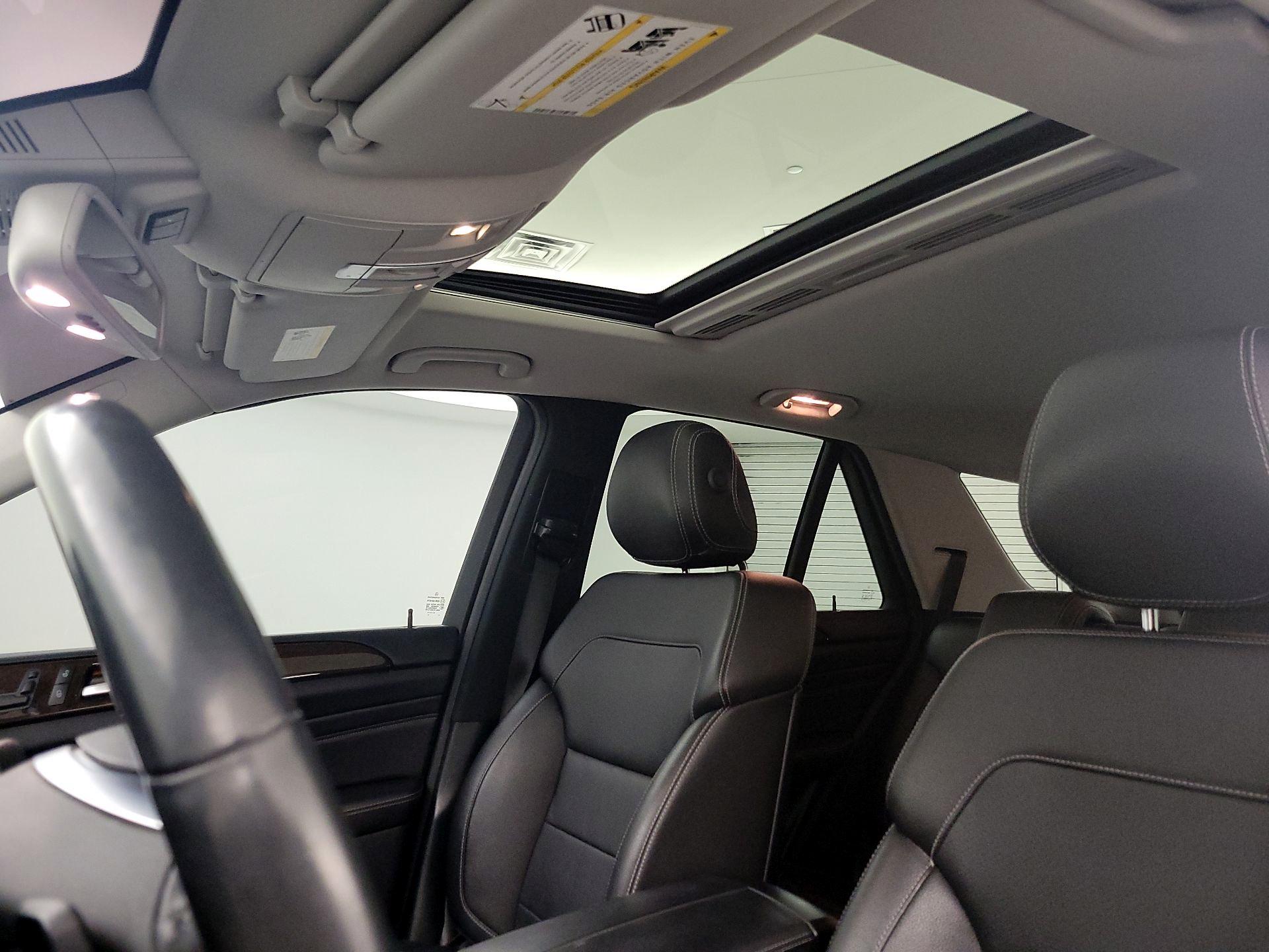 Thumbnail: 2015 Mercedes-Benz M-Class - 20