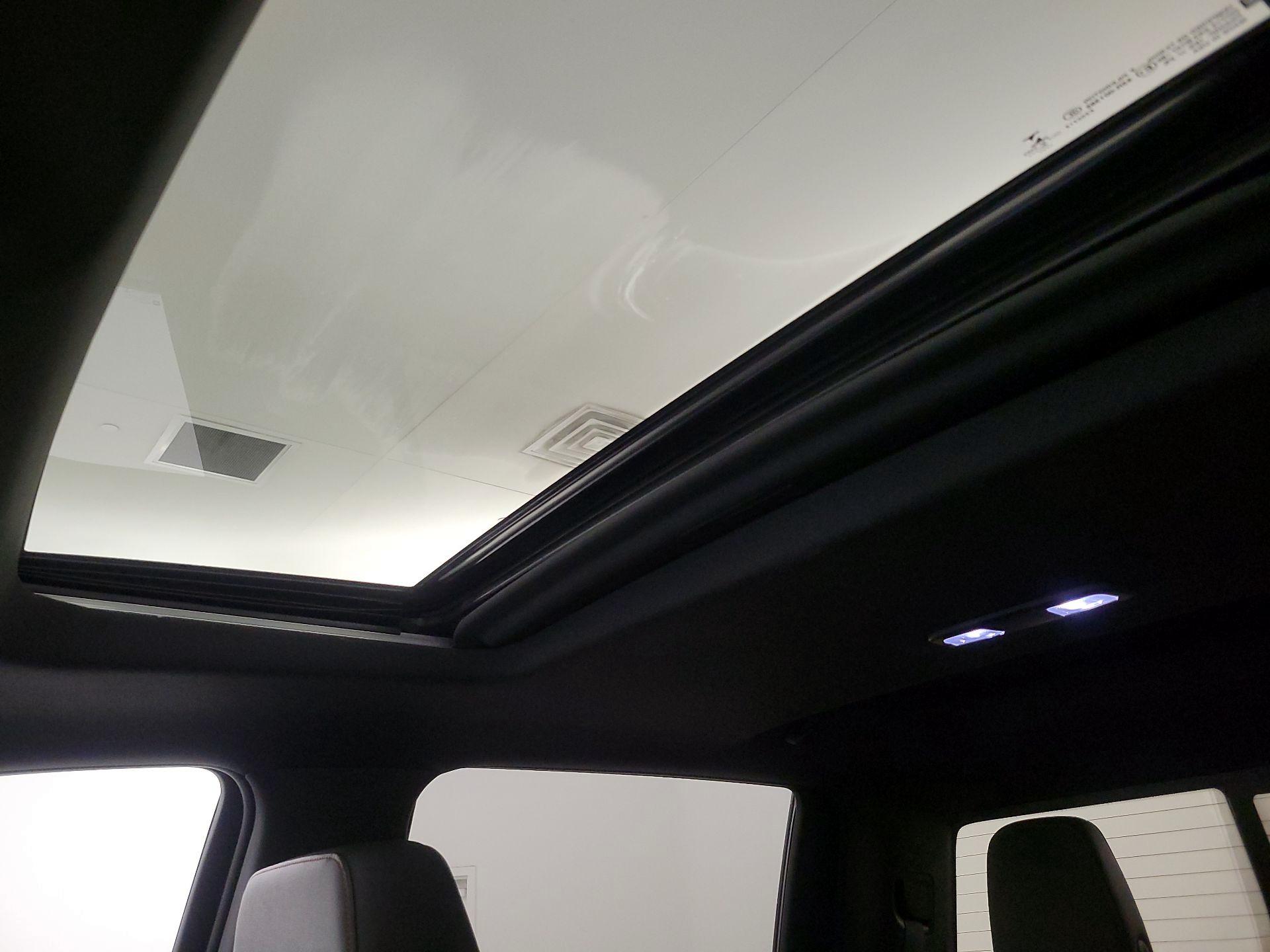 Thumbnail: 2020 GMC Sierra 3500 - 20