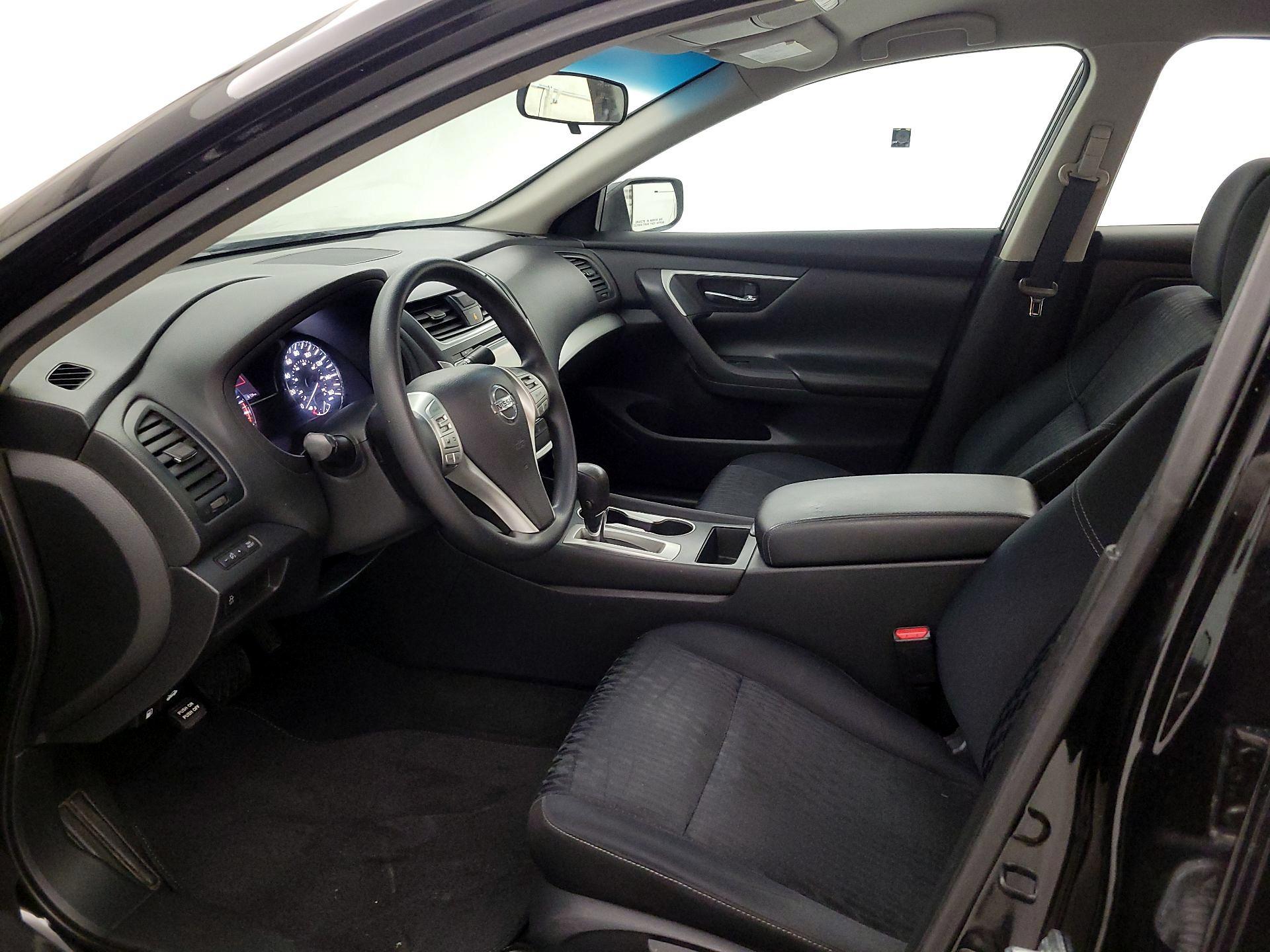 Thumbnail: 2018 Nissan Altima - 11