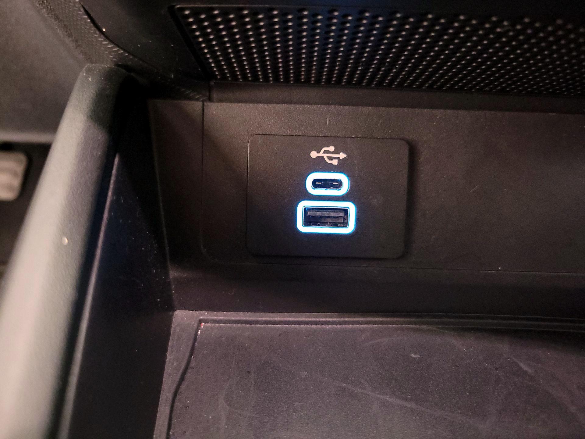 Thumbnail: 2025 Ford Mustang - 18