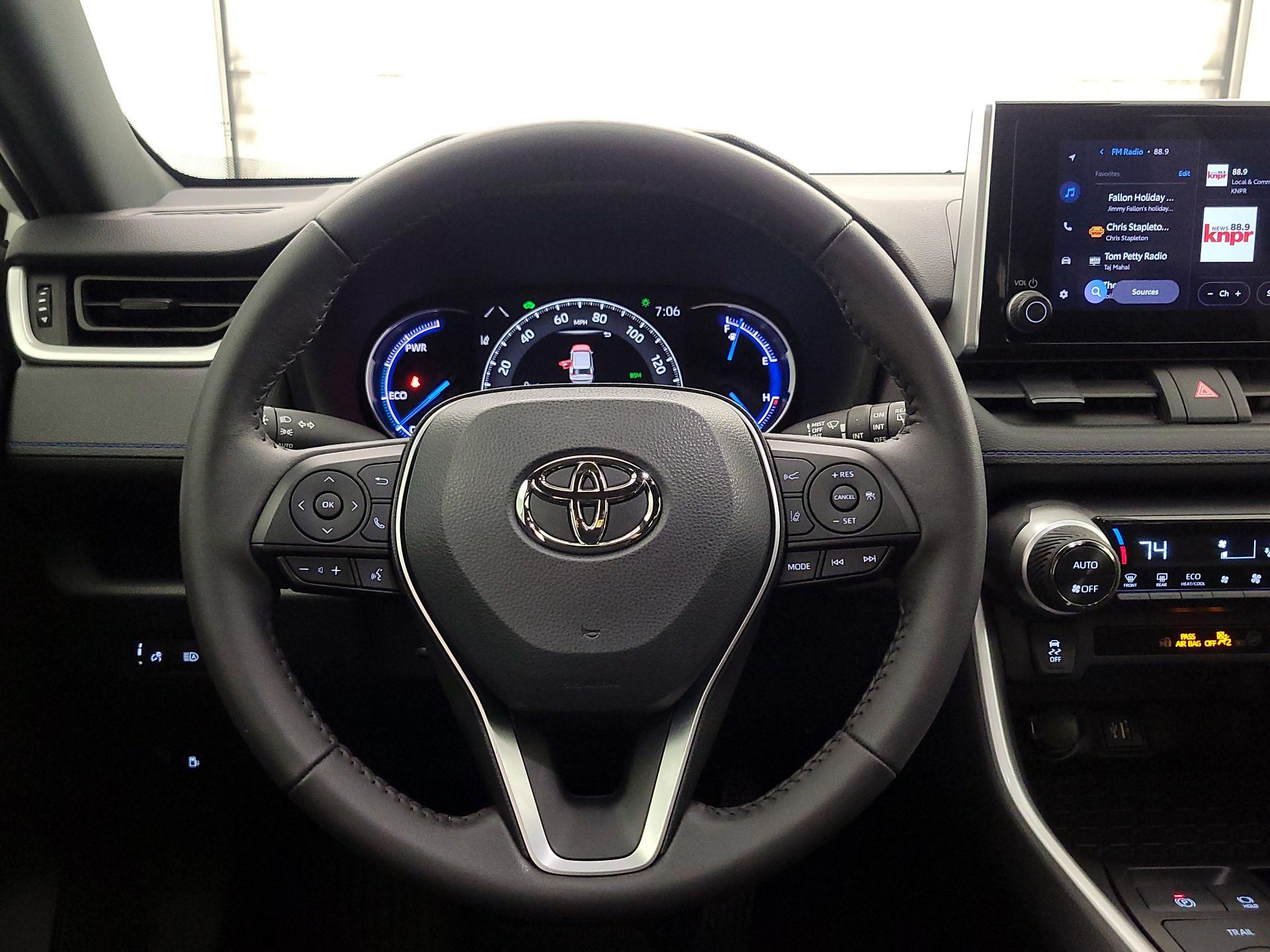 Thumbnail: 2024 Toyota RAV4 - 10