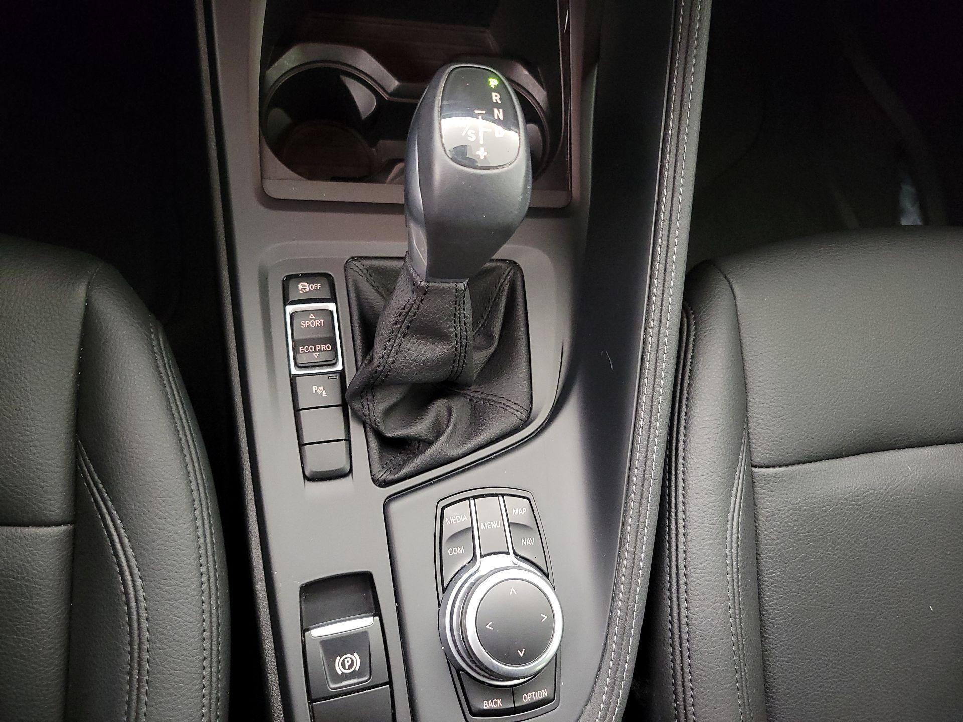 Thumbnail: 2018 BMW X1 - 18