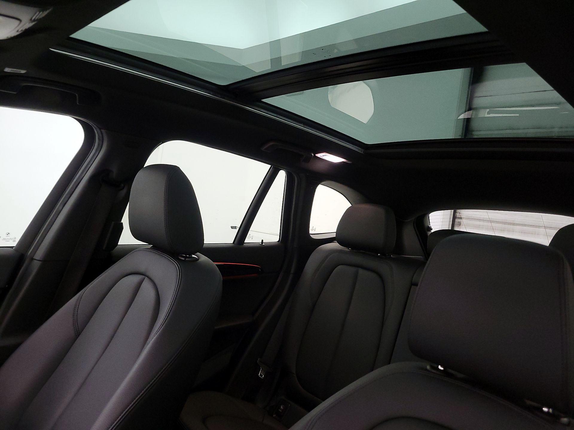 Thumbnail: 2018 BMW X1 - 20