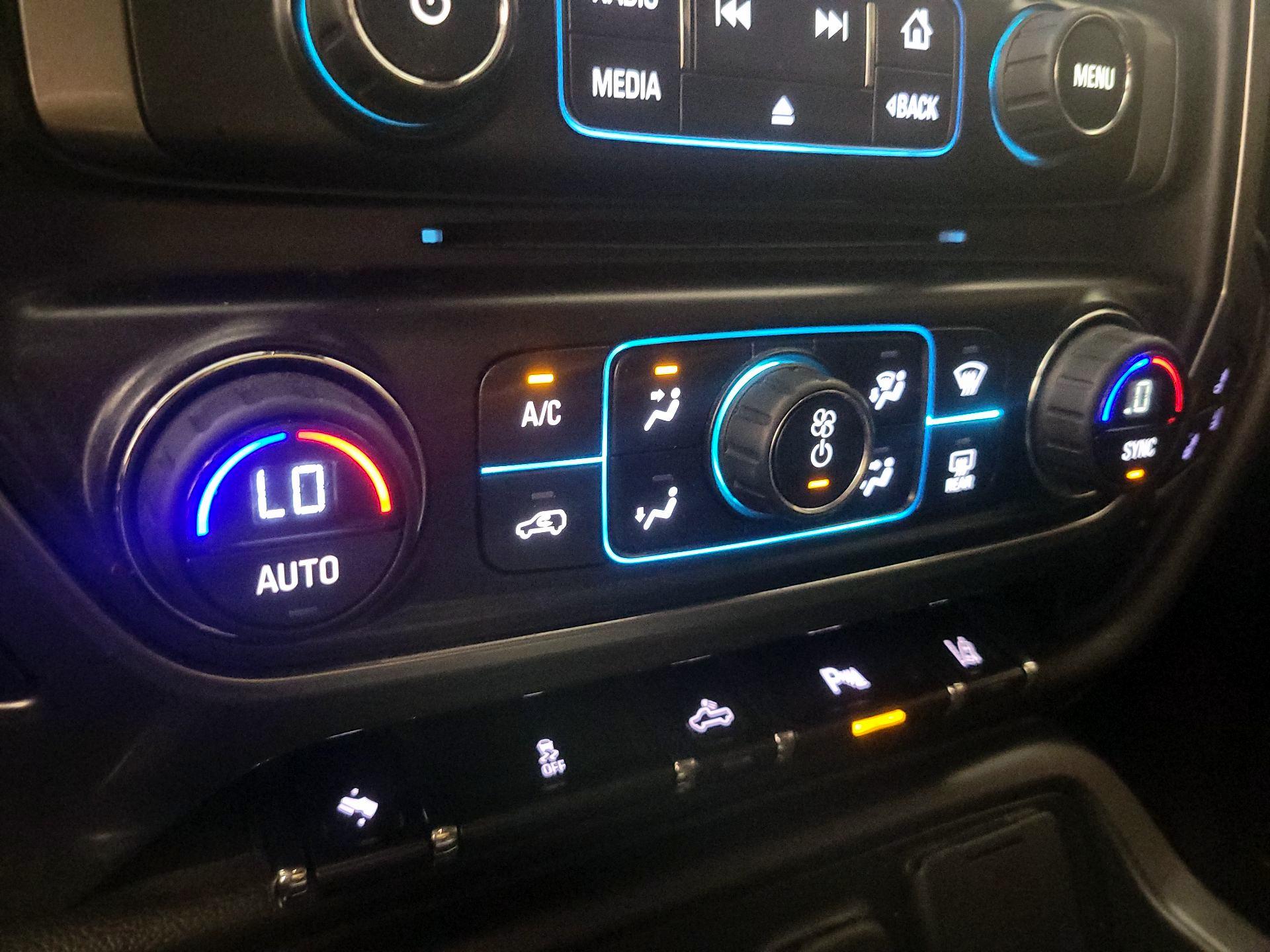 Thumbnail: 2014 Chevrolet Silverado 1500 - 16