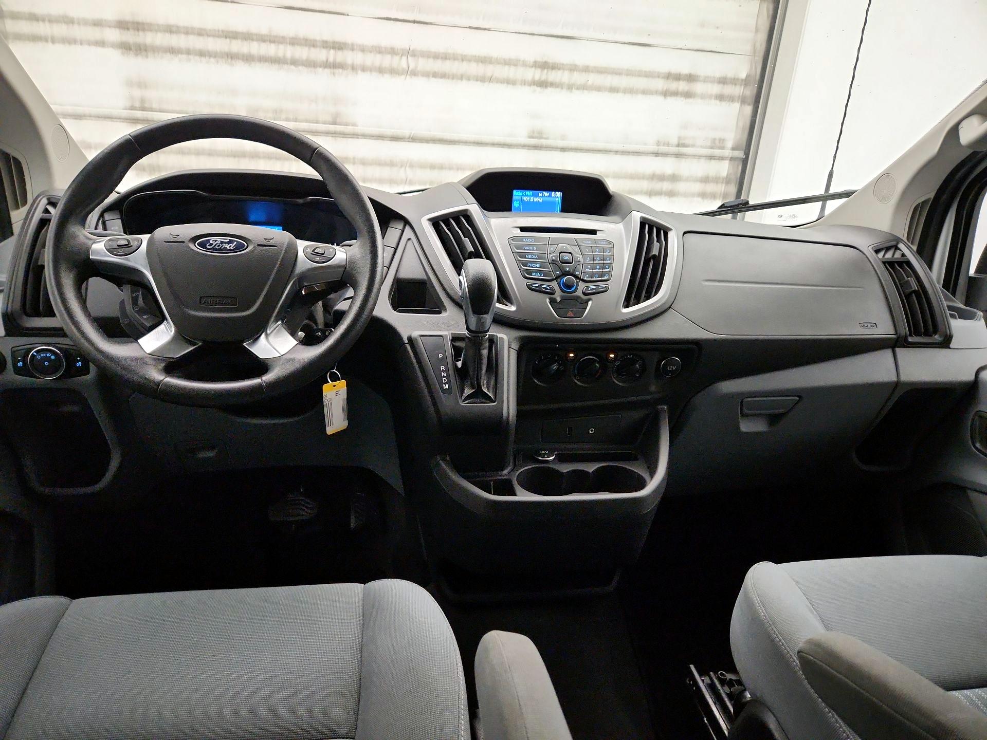 Thumbnail: 2015 Ford Transit Series - 9