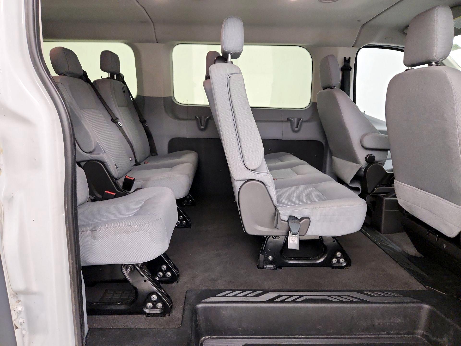 Thumbnail: 2015 Ford Transit Series - 19