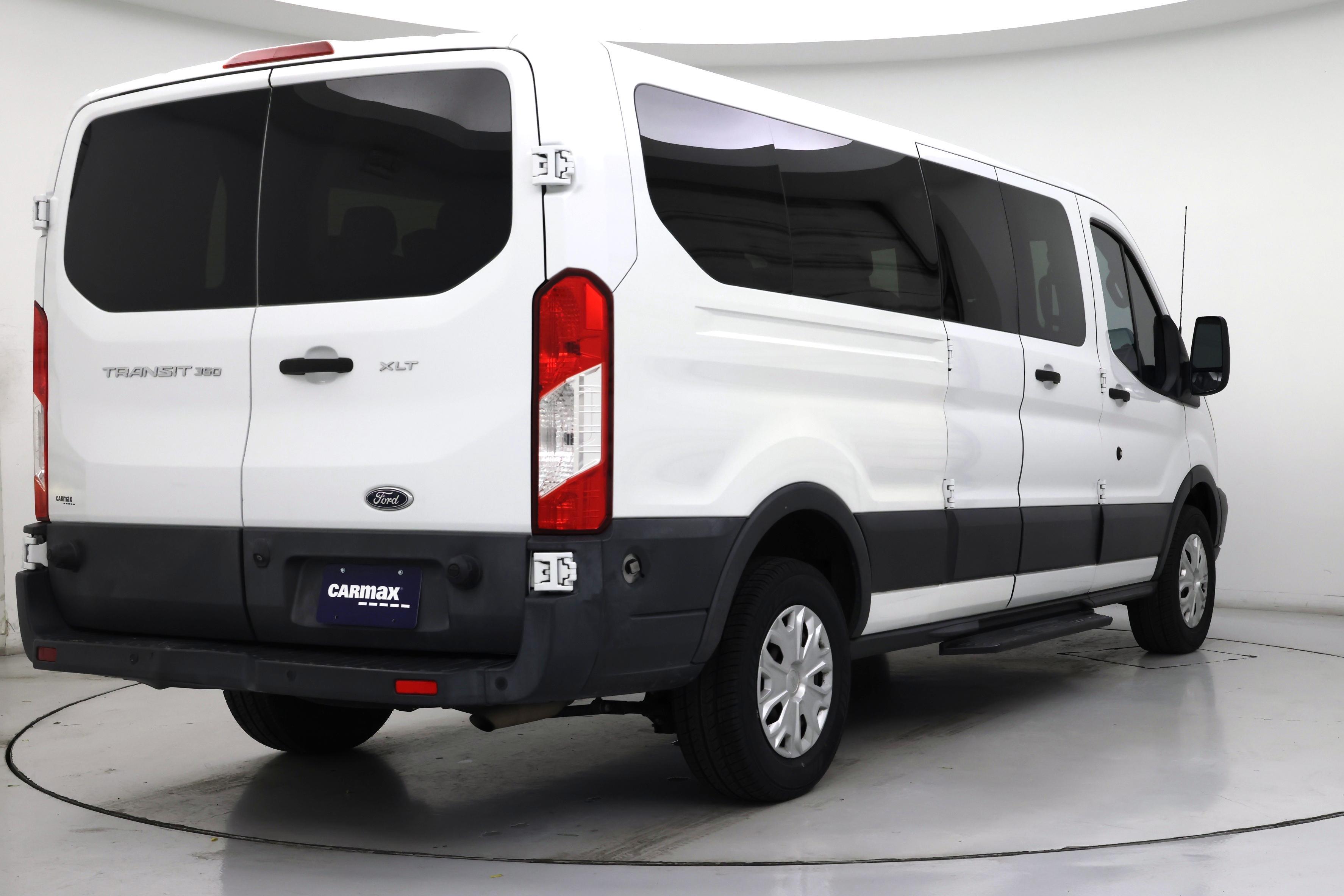Thumbnail: 2015 Ford Transit Series - 8