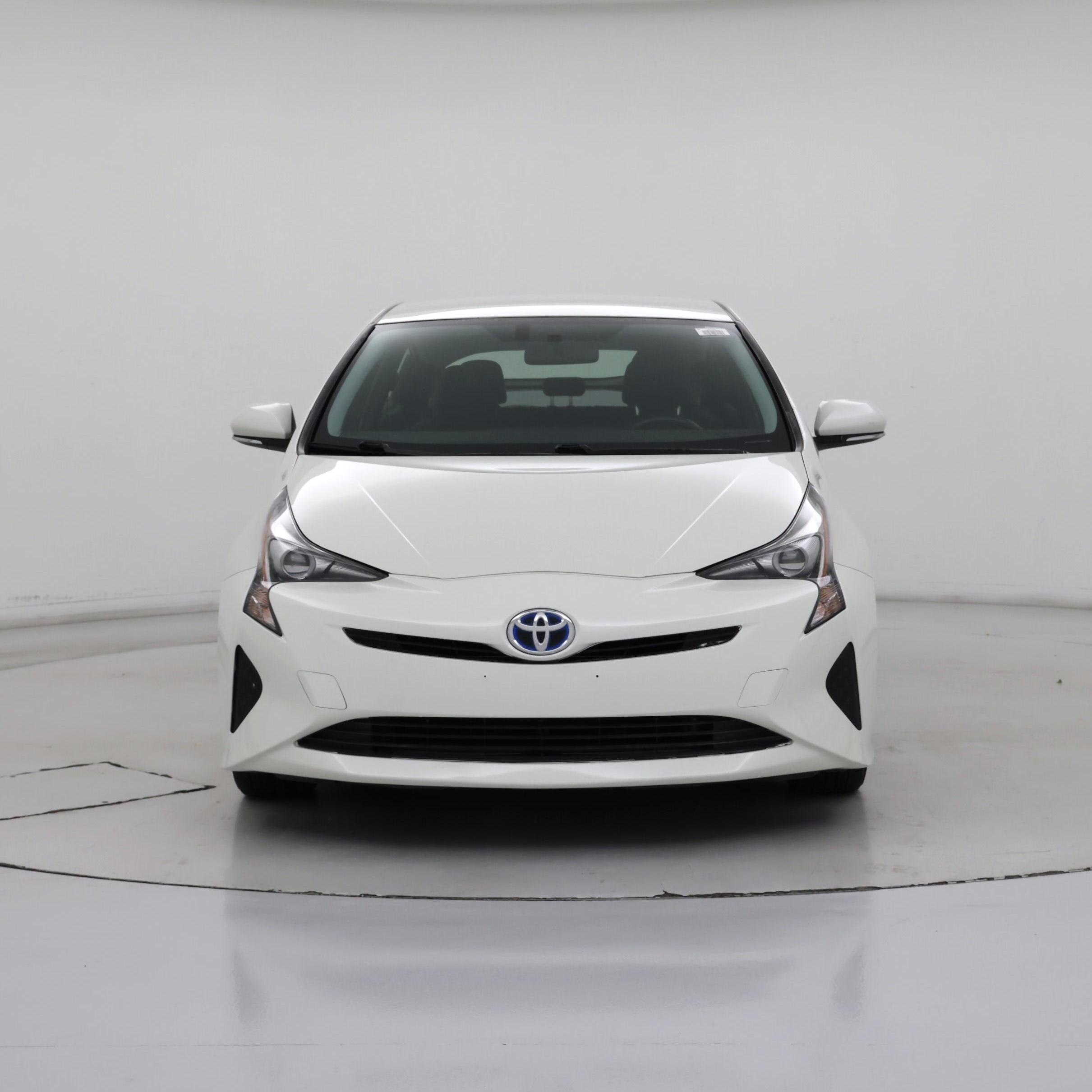 Thumbnail: 2016 Toyota Prius - 5