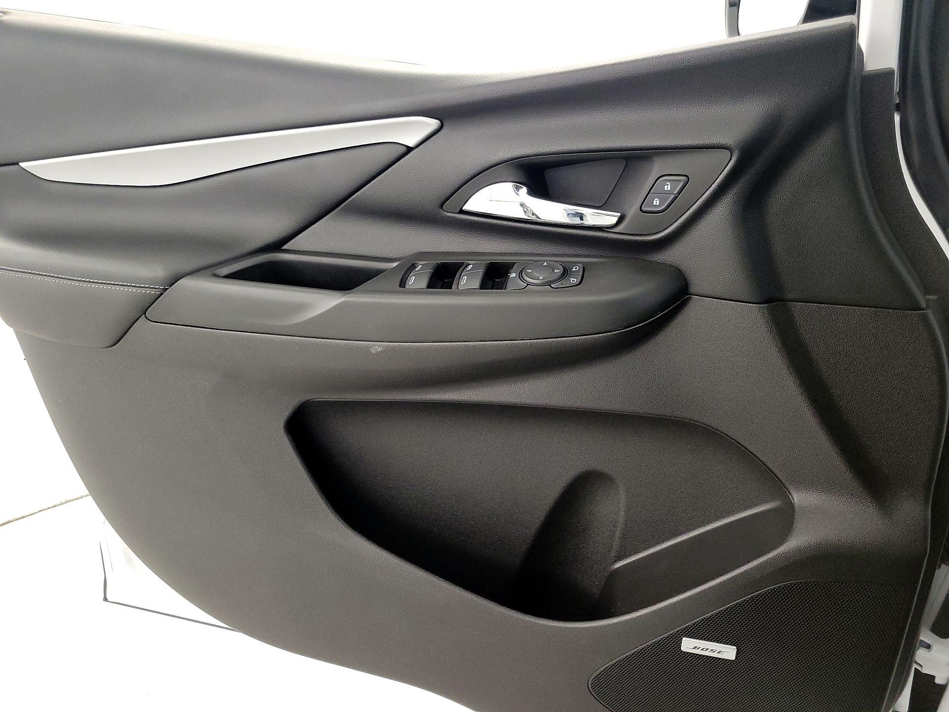 Thumbnail: 2023 Chevrolet Bolt EV - 12