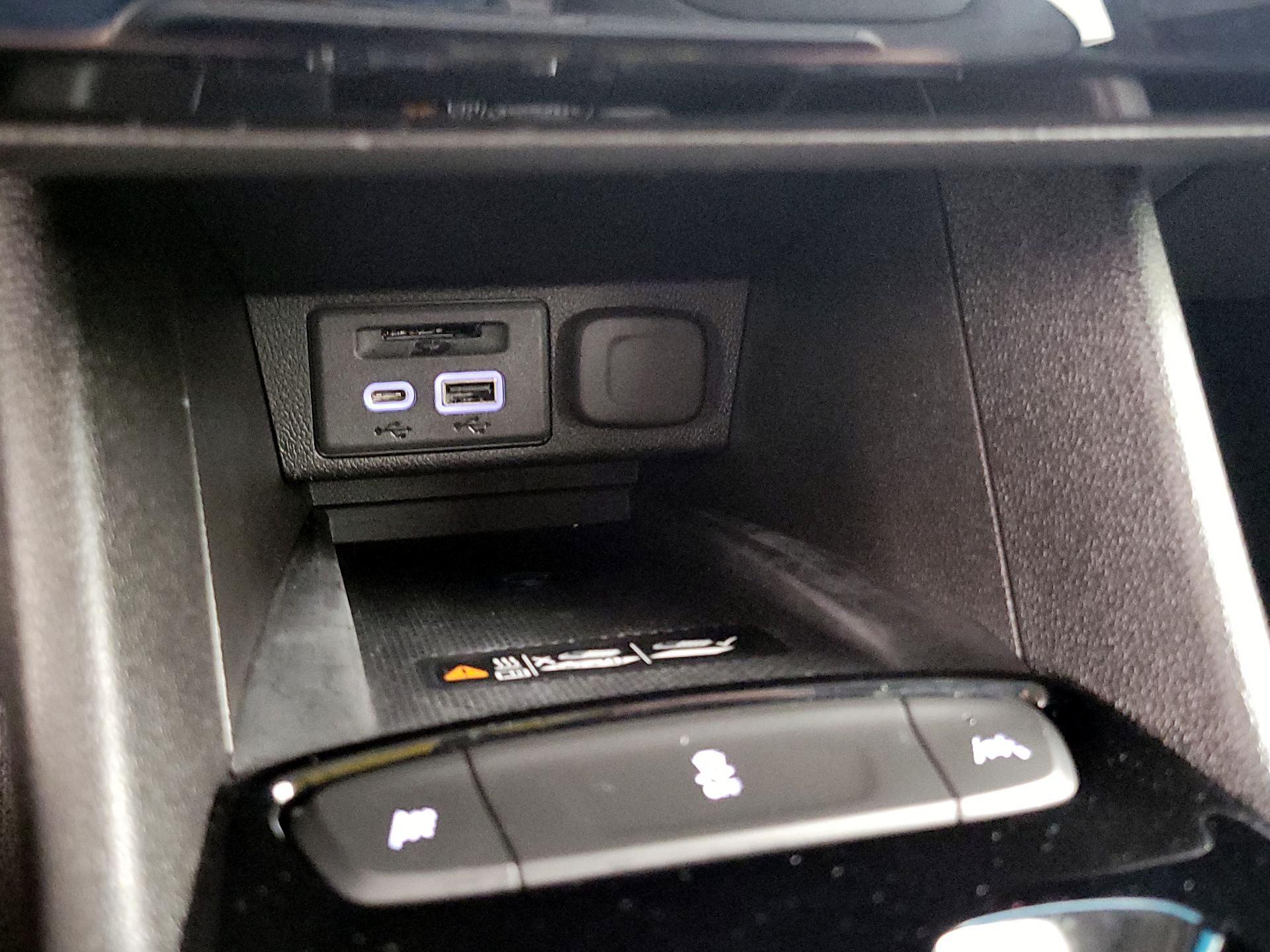 Thumbnail: 2023 Chevrolet Bolt EV - 18