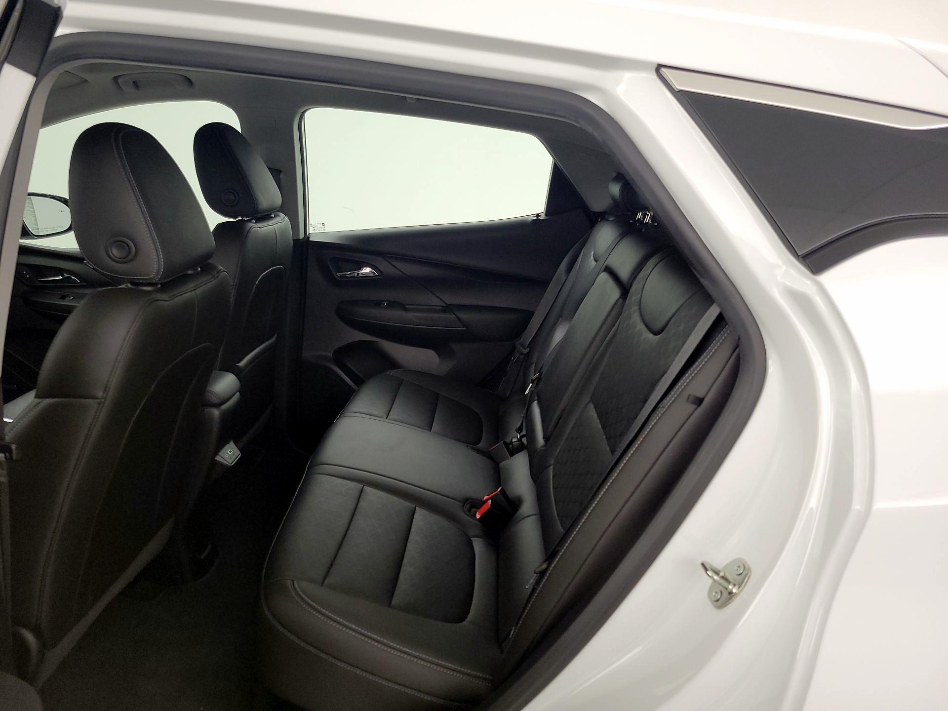 Thumbnail: 2023 Chevrolet Bolt EV - 19