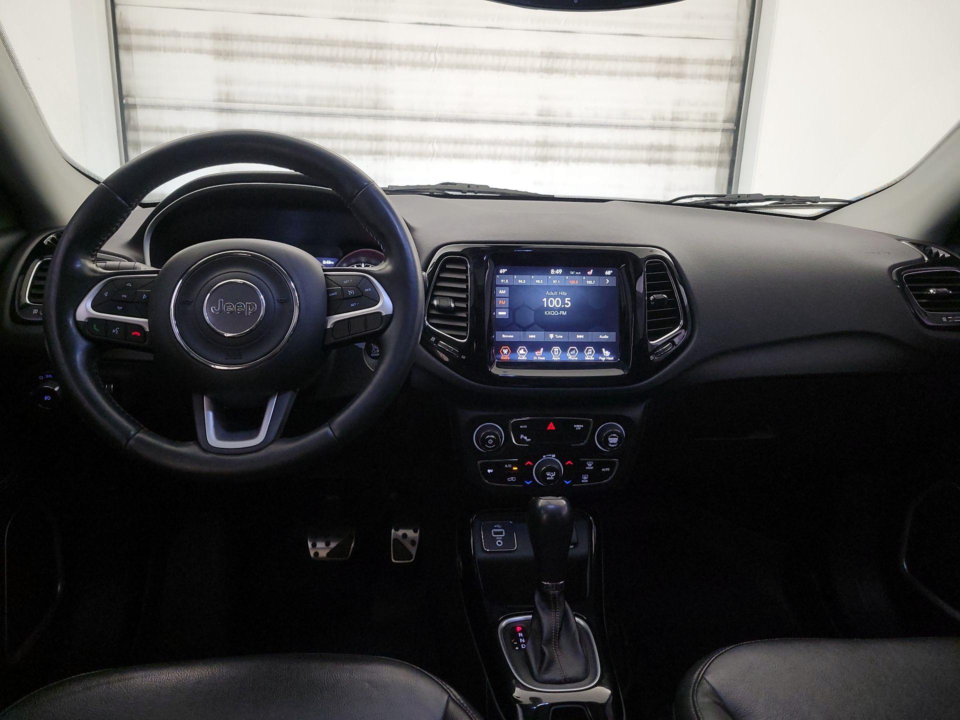 Thumbnail: 2018 Jeep Compass - 9