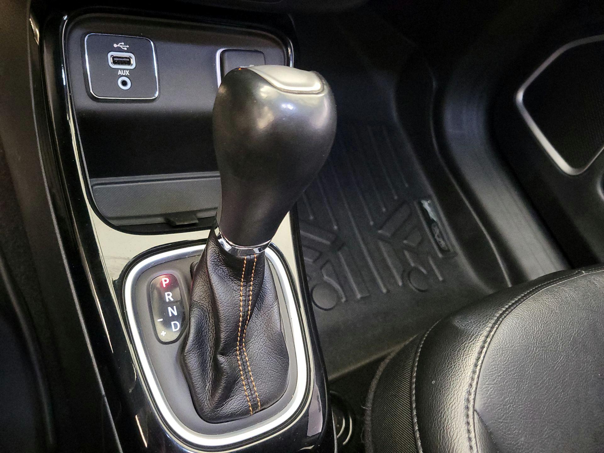 Thumbnail: 2018 Jeep Compass - 17