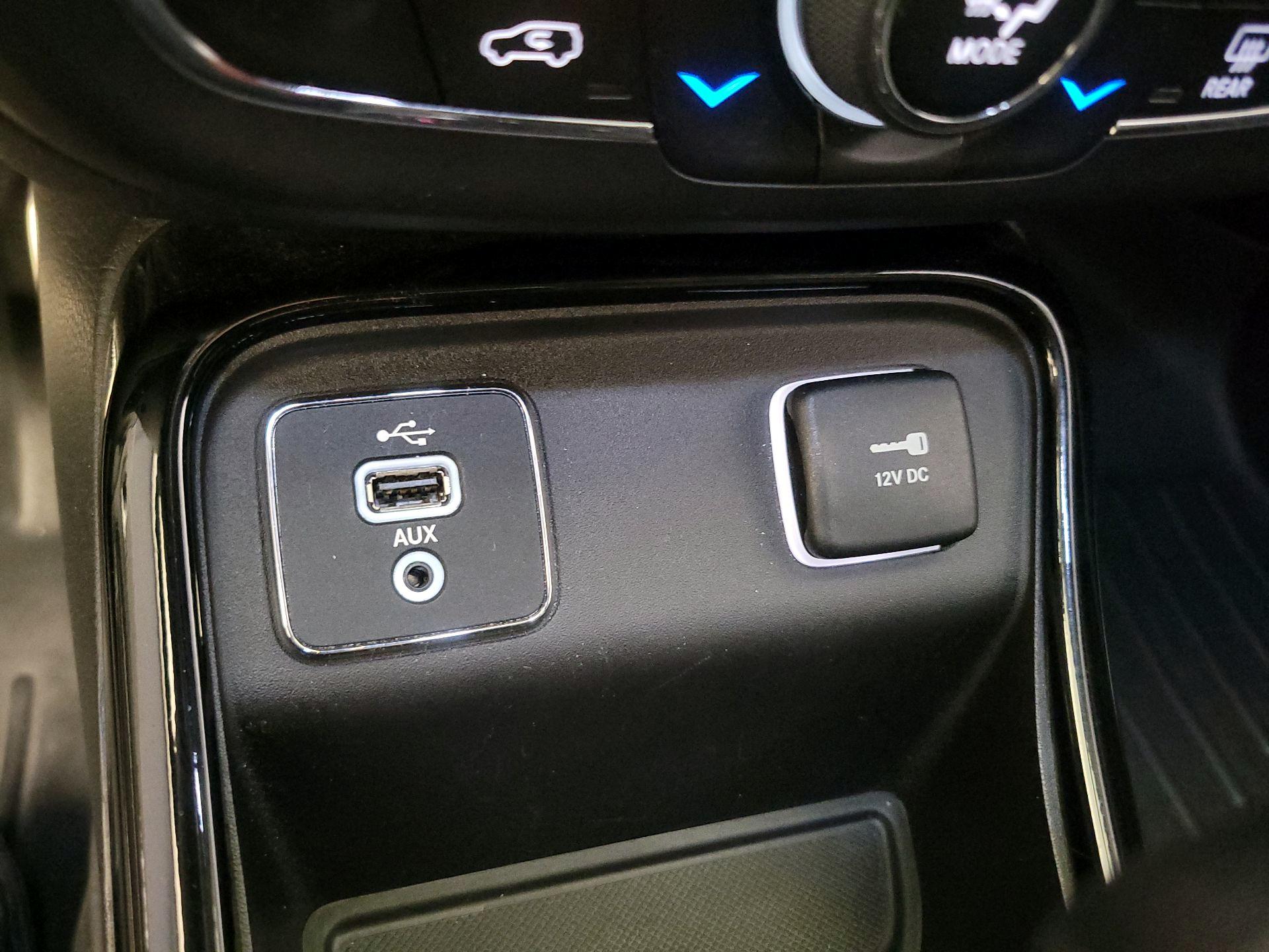 Thumbnail: 2018 Jeep Compass - 18