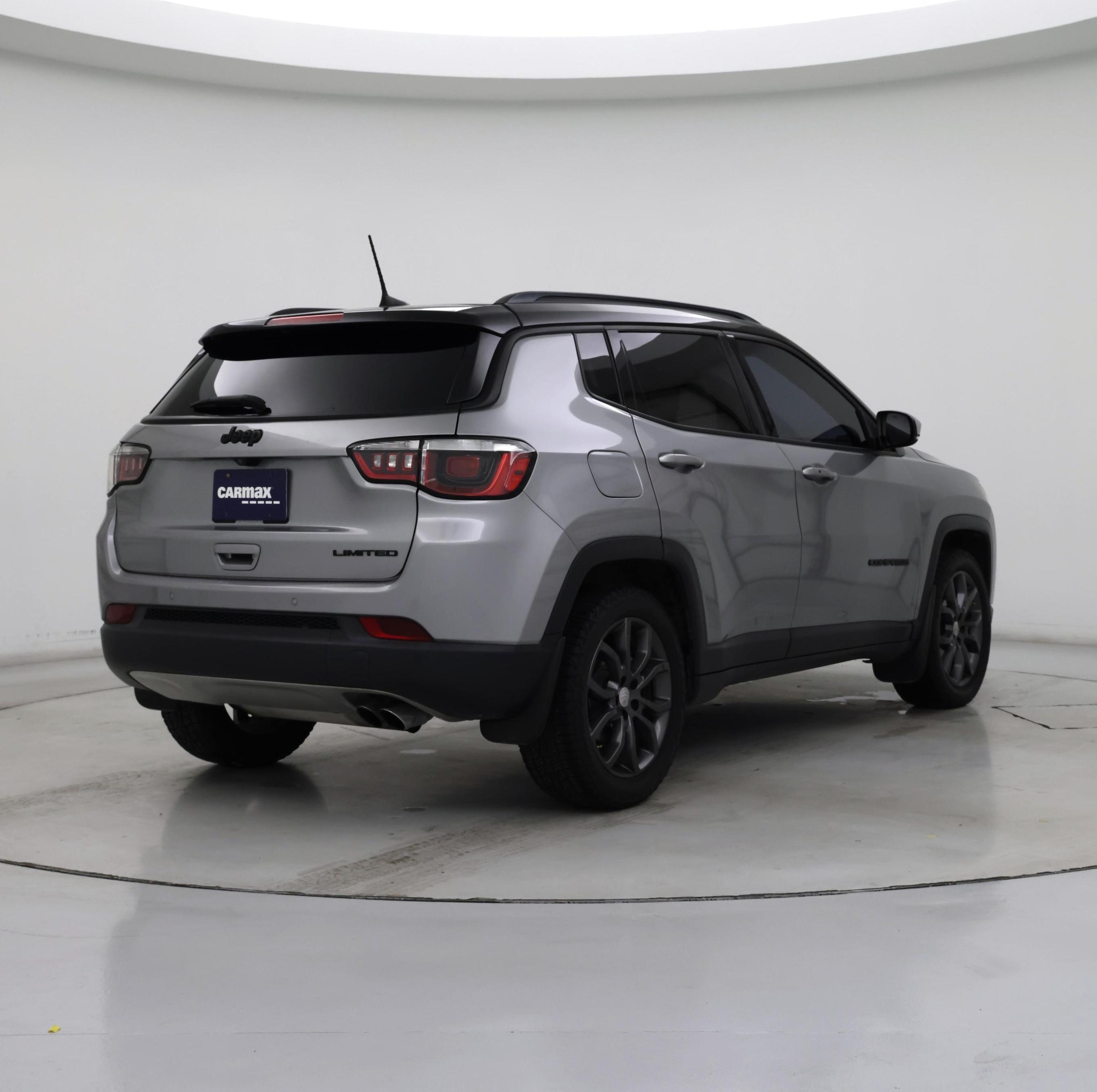 Thumbnail: 2018 Jeep Compass - 8