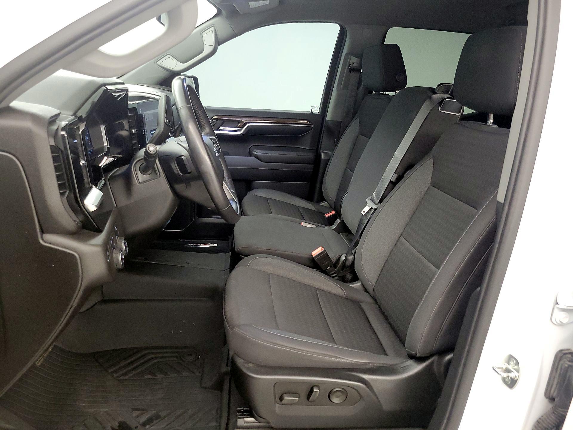 Thumbnail: 2022 Chevrolet Silverado 1500 - 11