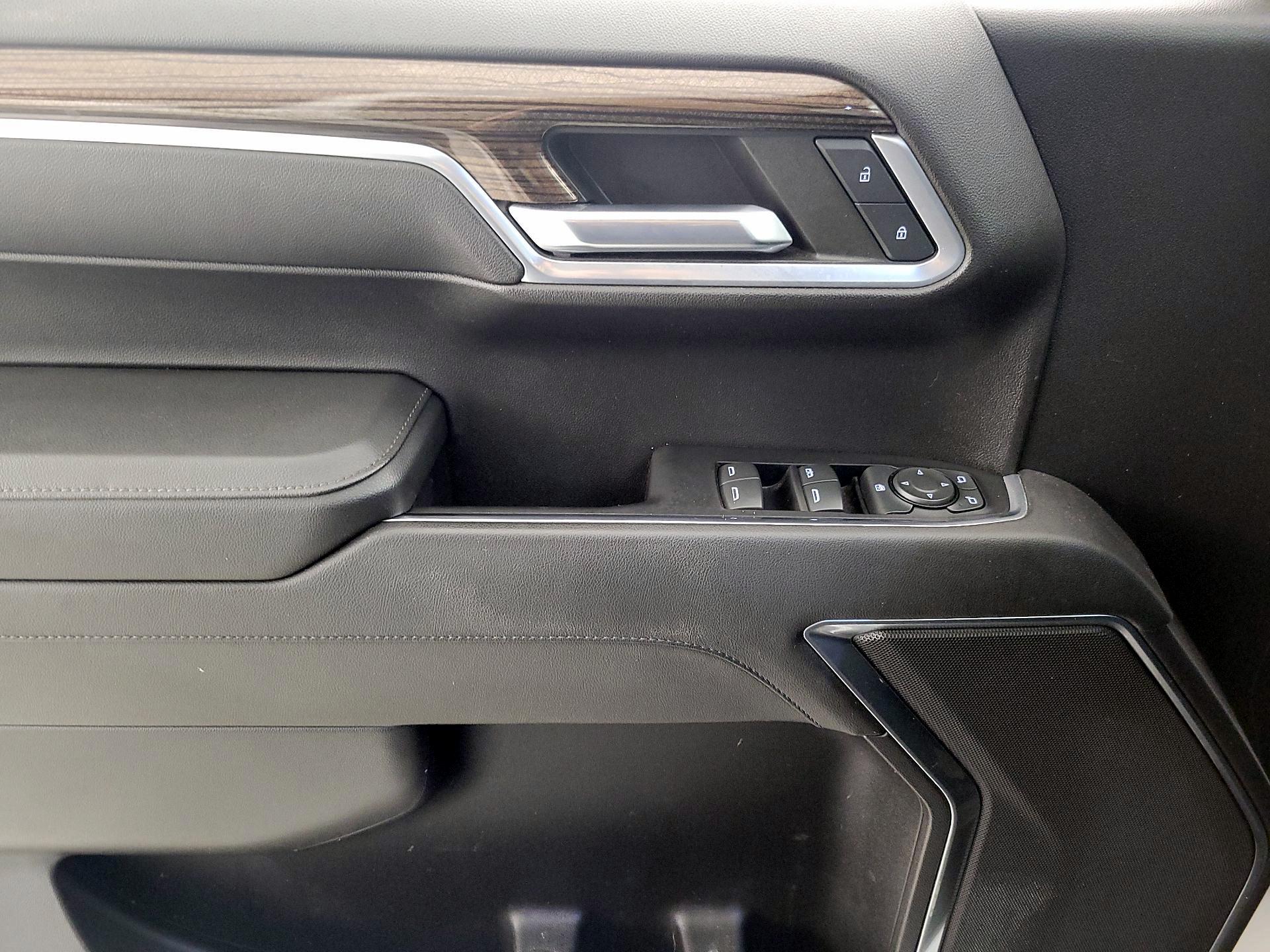 Thumbnail: 2022 Chevrolet Silverado 1500 - 12