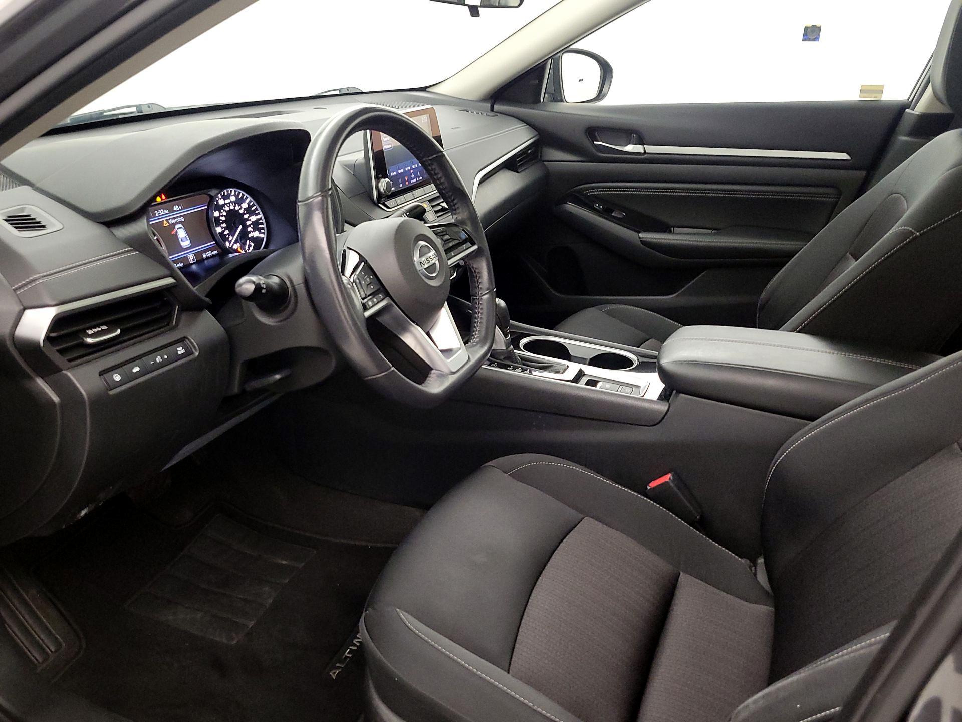 Thumbnail: 2022 Nissan Altima - 11