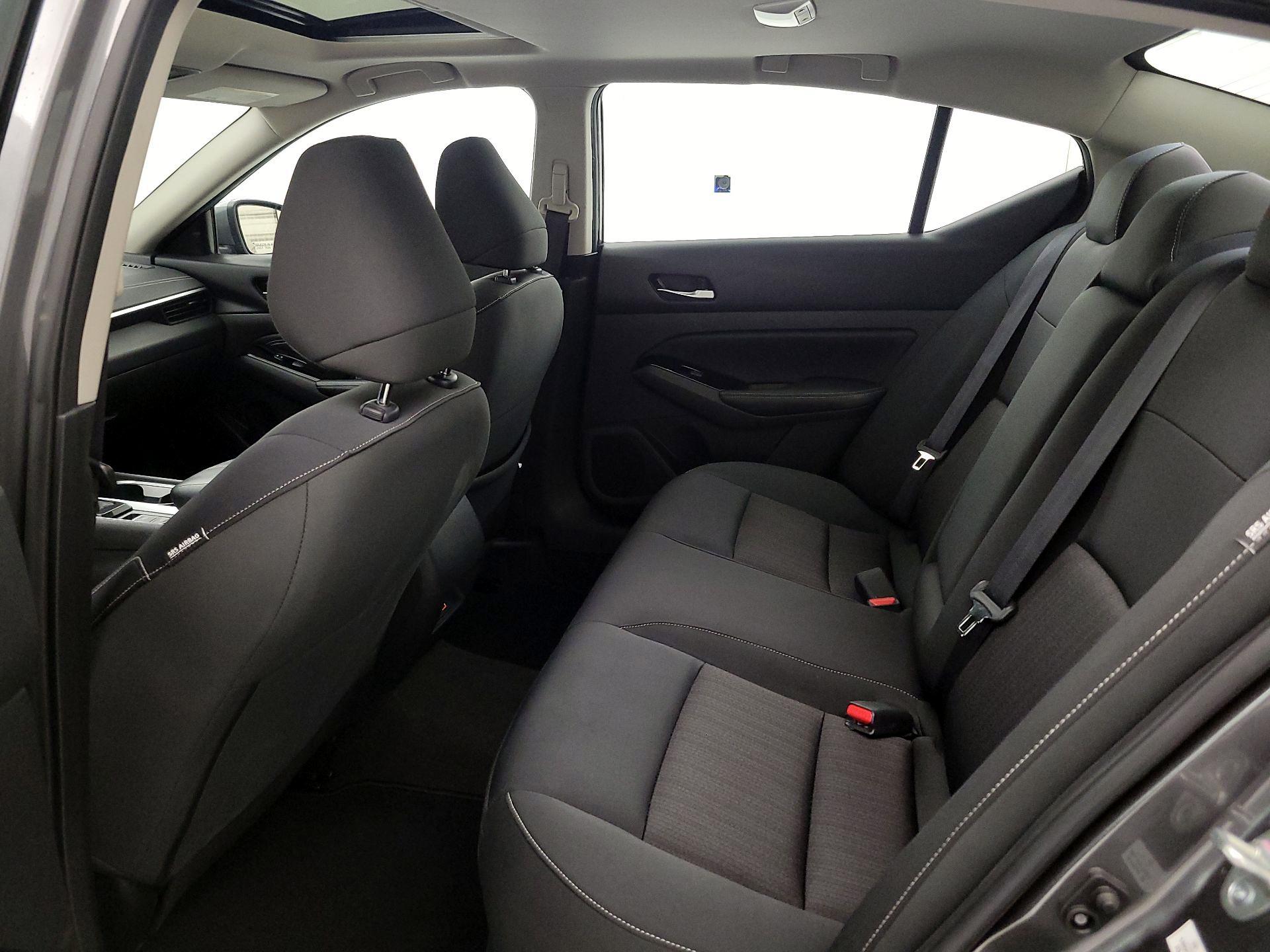 Thumbnail: 2022 Nissan Altima - 20