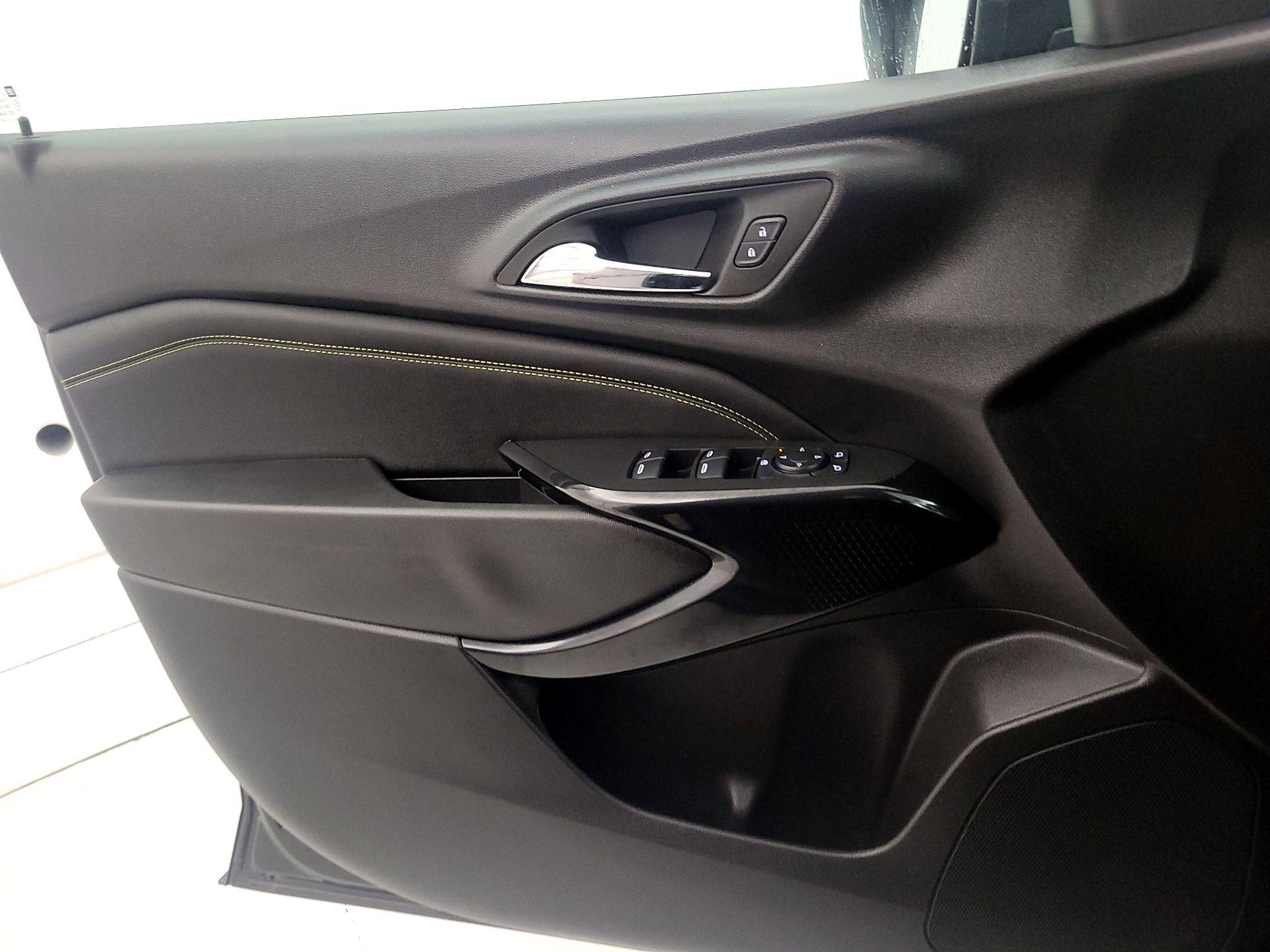 Thumbnail: 2025 Chevrolet Trax - 12