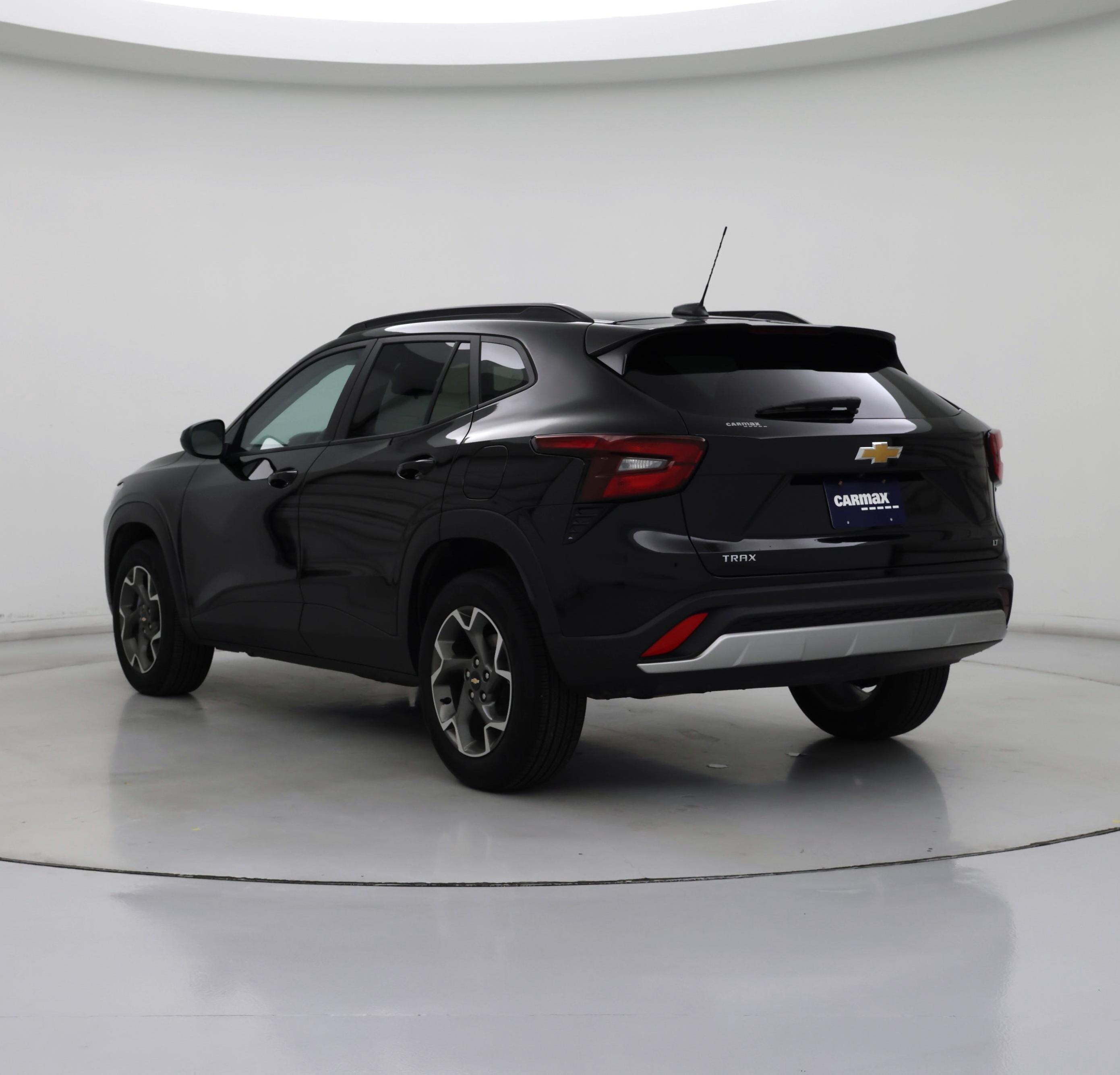 Thumbnail: 2025 Chevrolet Trax - 2