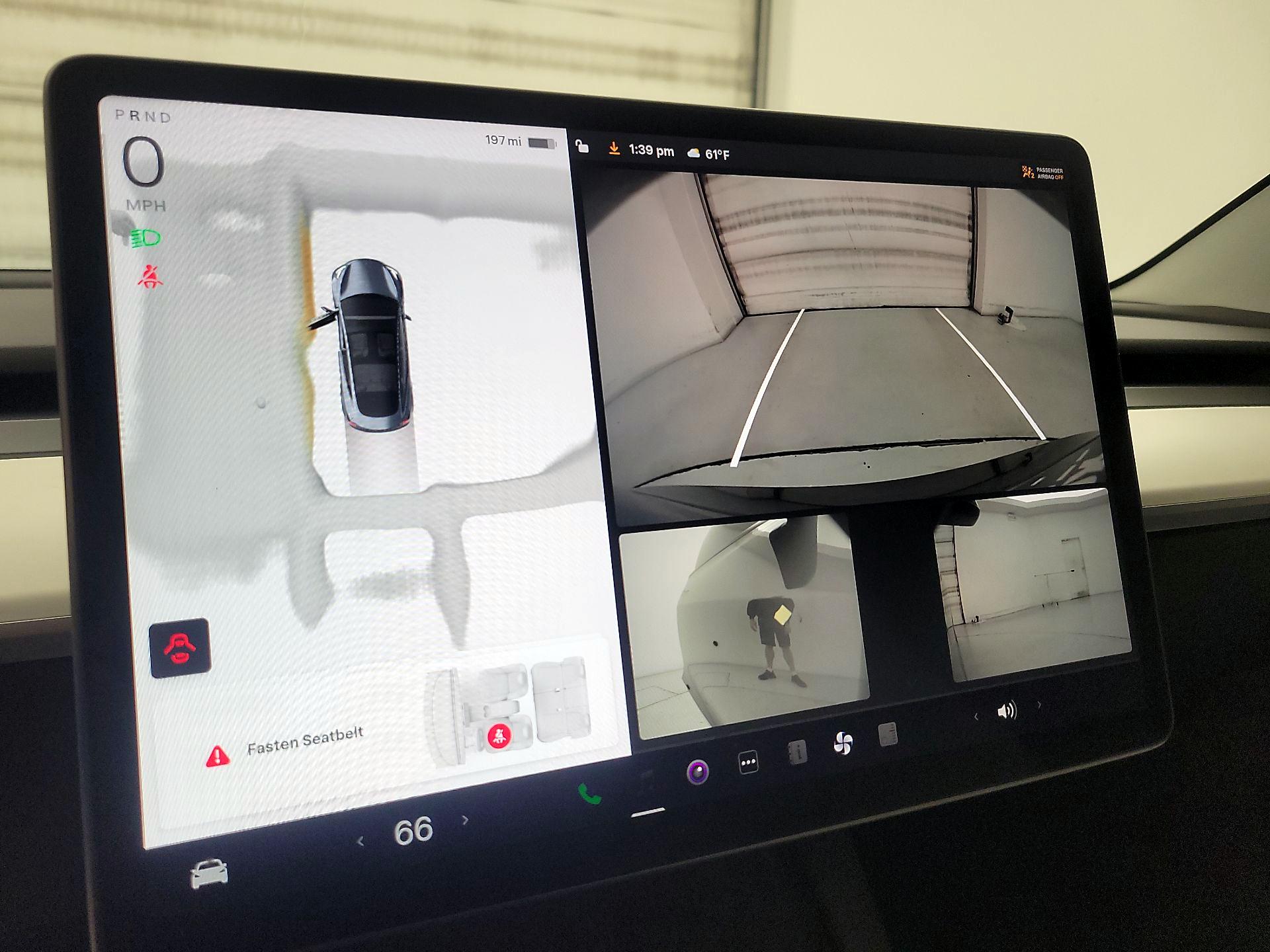 Thumbnail: 2023 Tesla Model 3 - 14