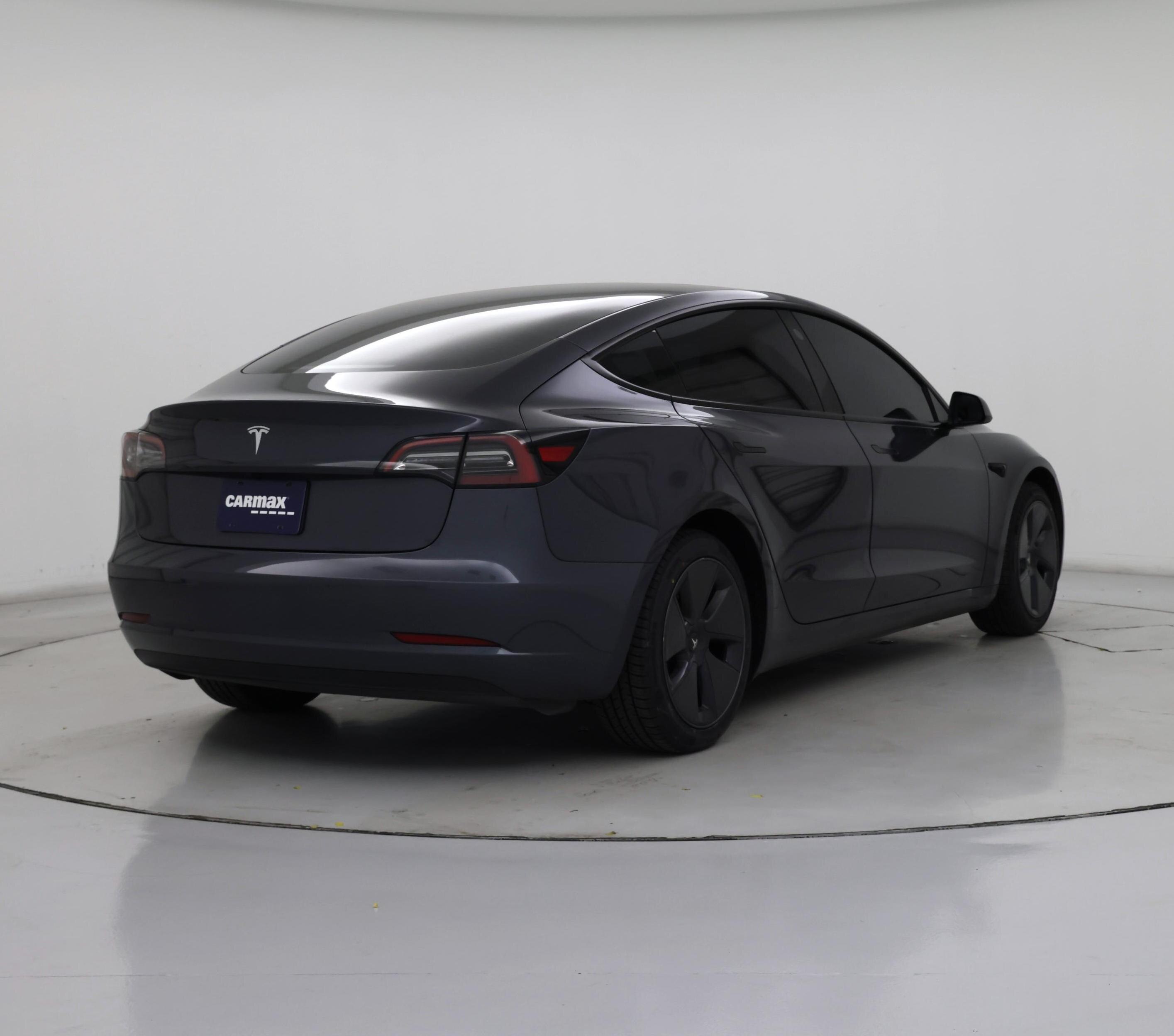 Thumbnail: 2023 Tesla Model 3 - 8