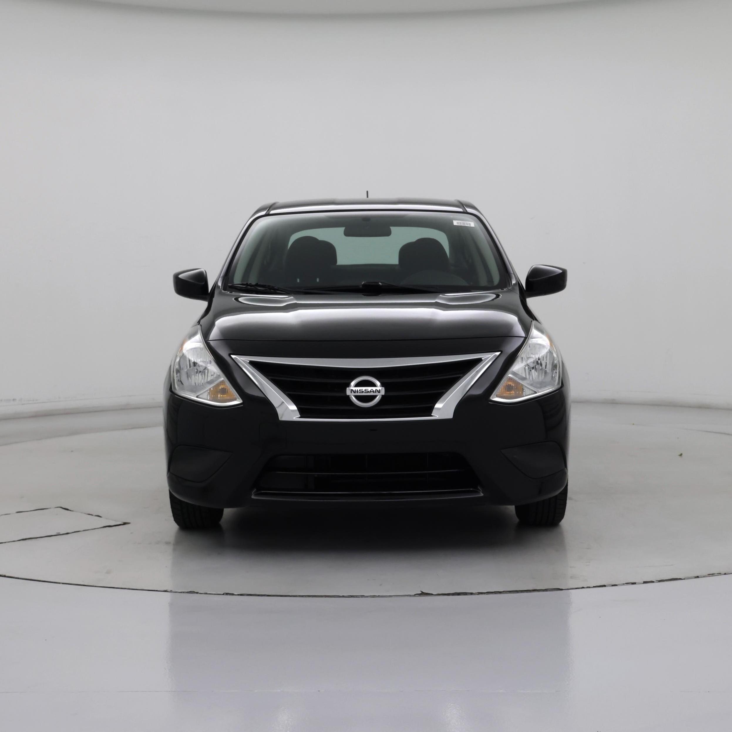 Thumbnail: 2017 Nissan Versa - 5