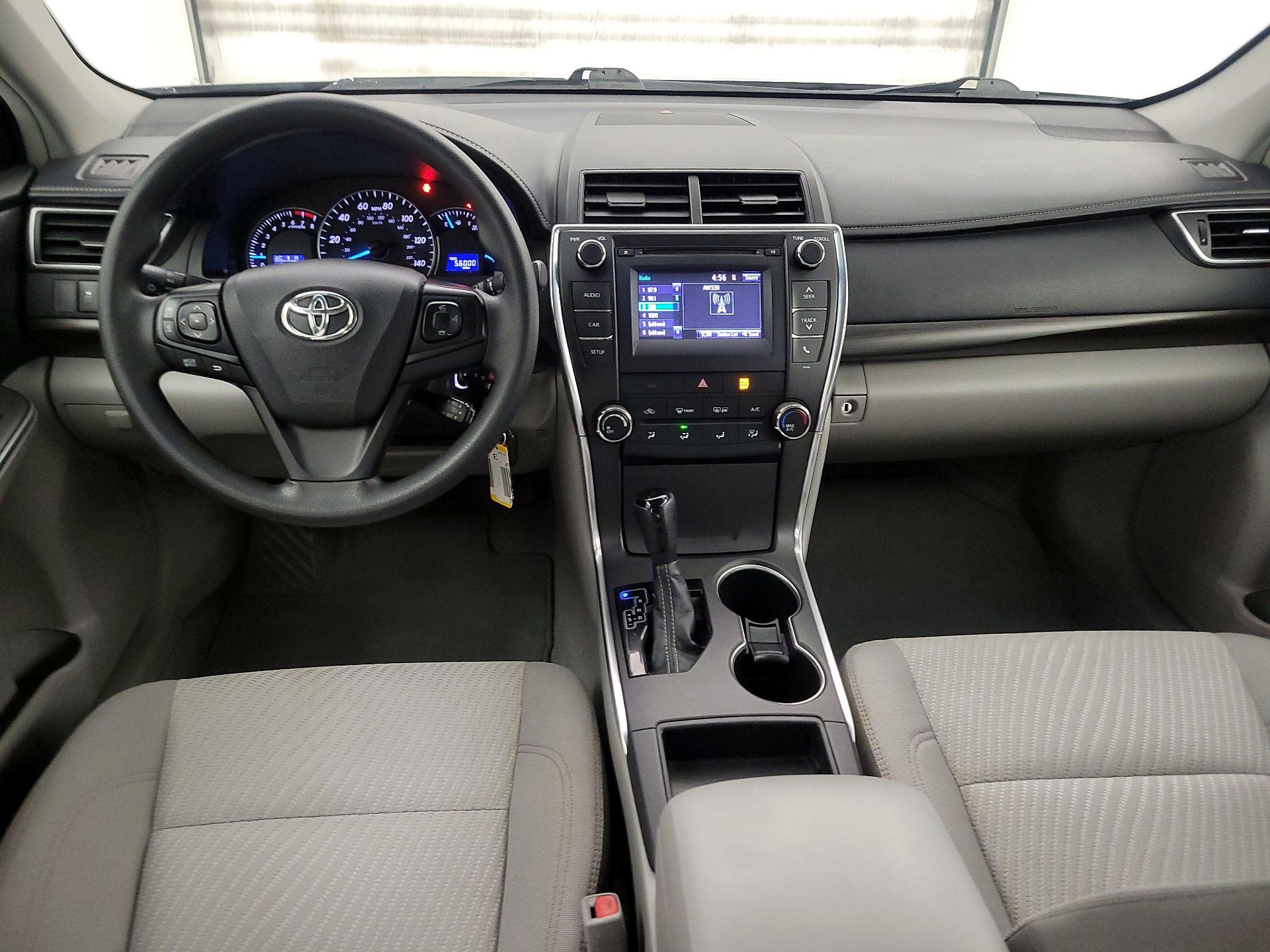 Thumbnail: 2015 Toyota Camry - 9